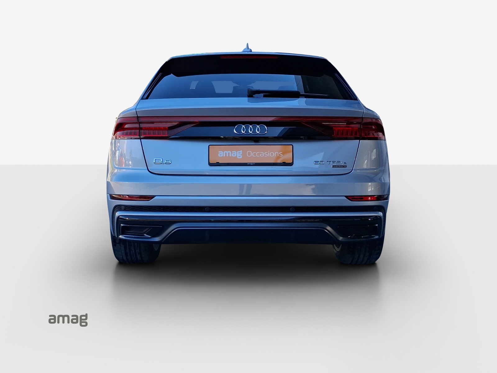 AUDI Q8 60 TFSI e quattro PHEV tiptronic-image-3