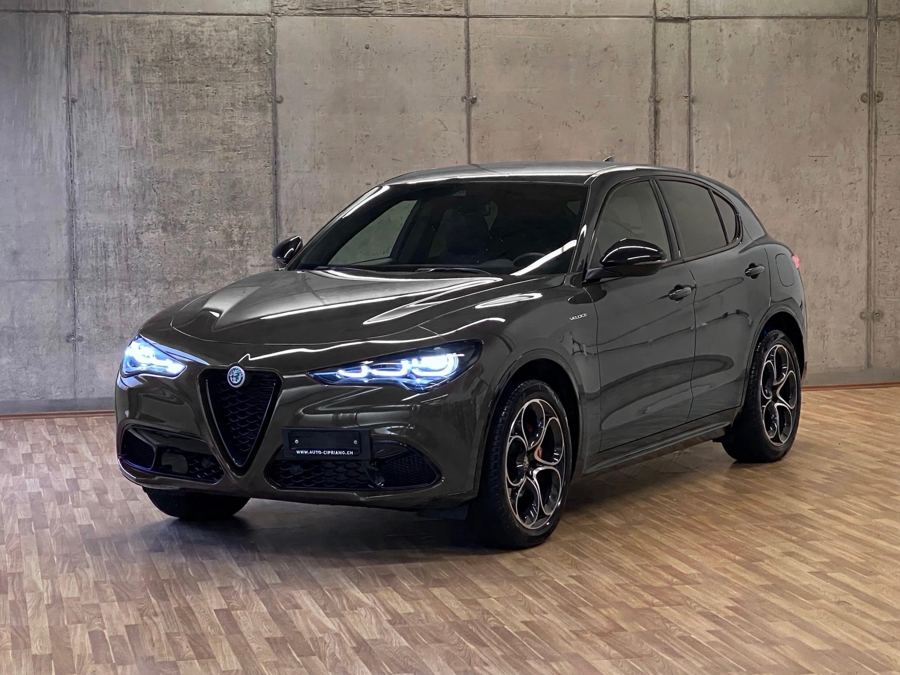 ALFA ROMEO Stelvio 2.0TB *Swiss*Veloce*Q4*Automatica*Facelift*-image-2
