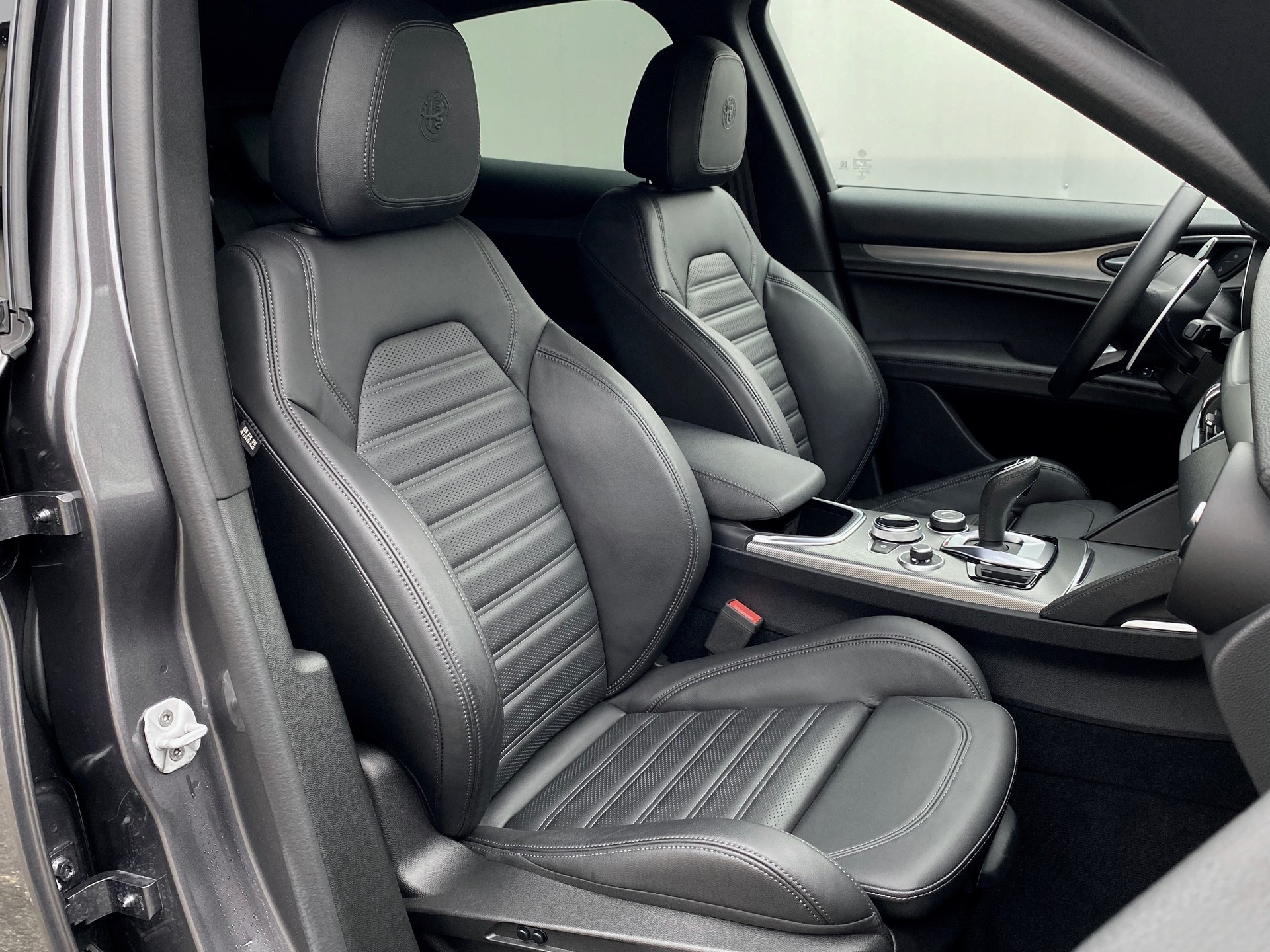ALFA ROMEO Stelvio 2.0TB *Swiss*Veloce*Q4*Automatica*Facelift*-image-5