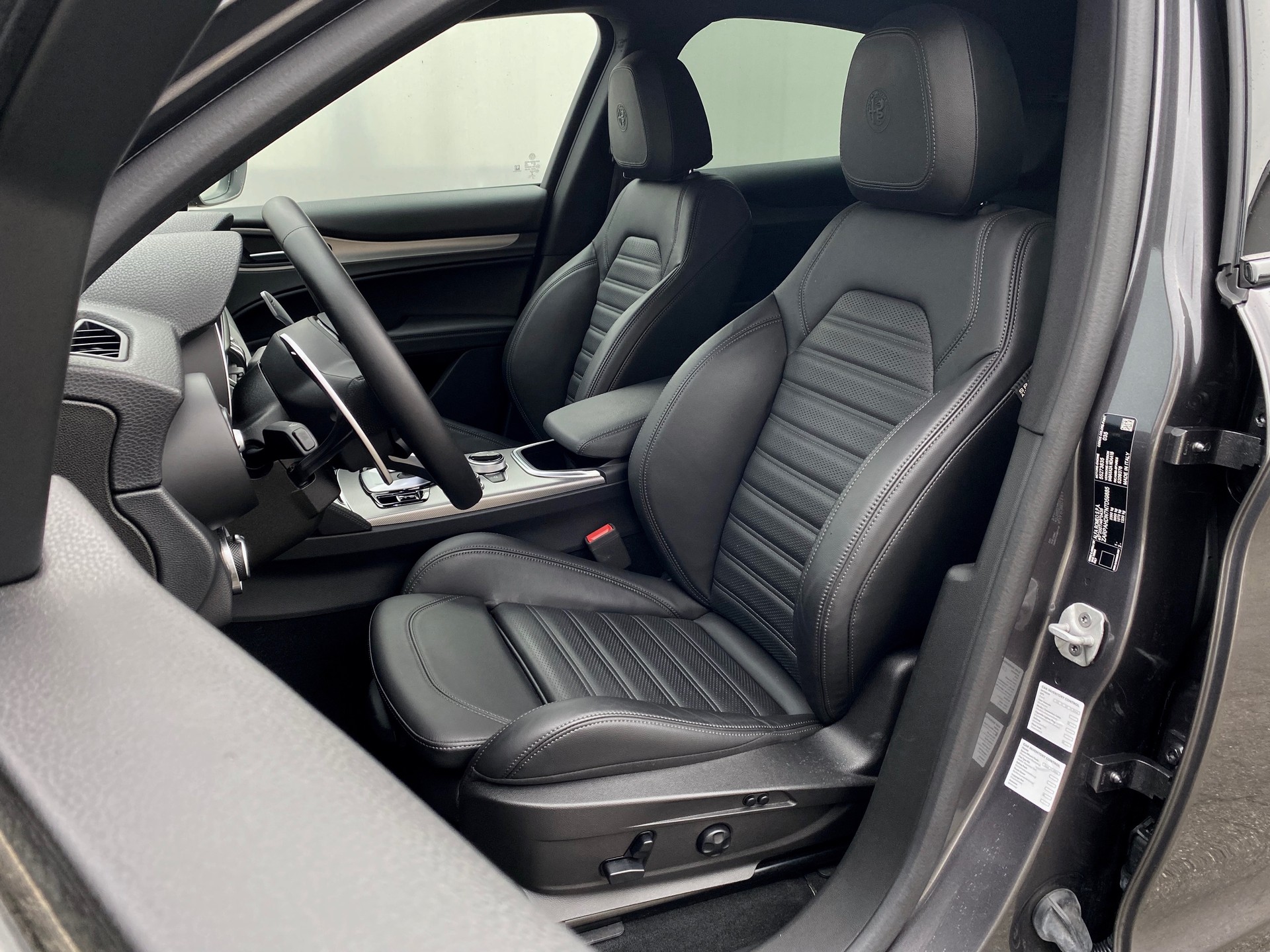 ALFA ROMEO Stelvio 2.0TB *Swiss*Veloce*Q4*Automatica*Facelift*-image-4