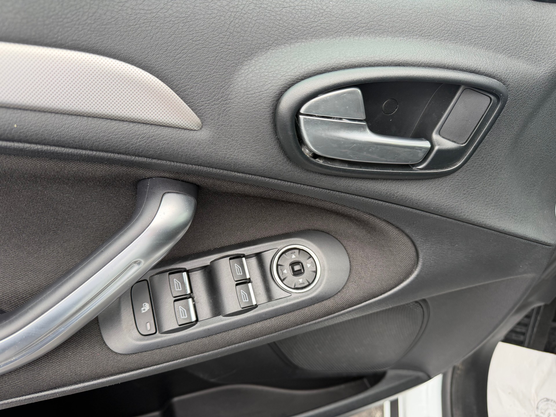 FORD S-Max 1.6 SCTi Carving-image-8