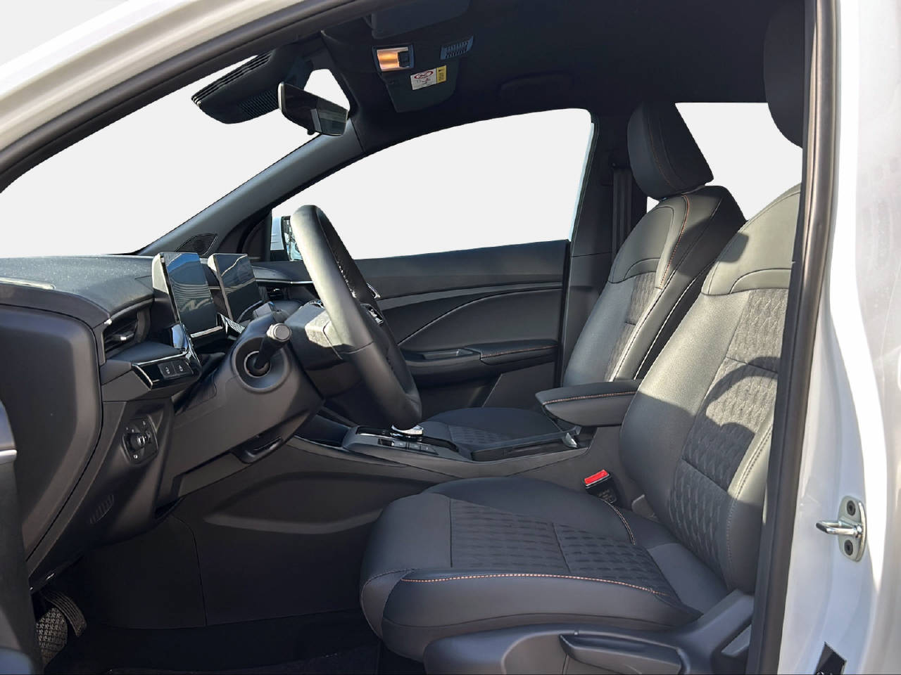 MG 3 1.5 Hybrid Luxury-image-3