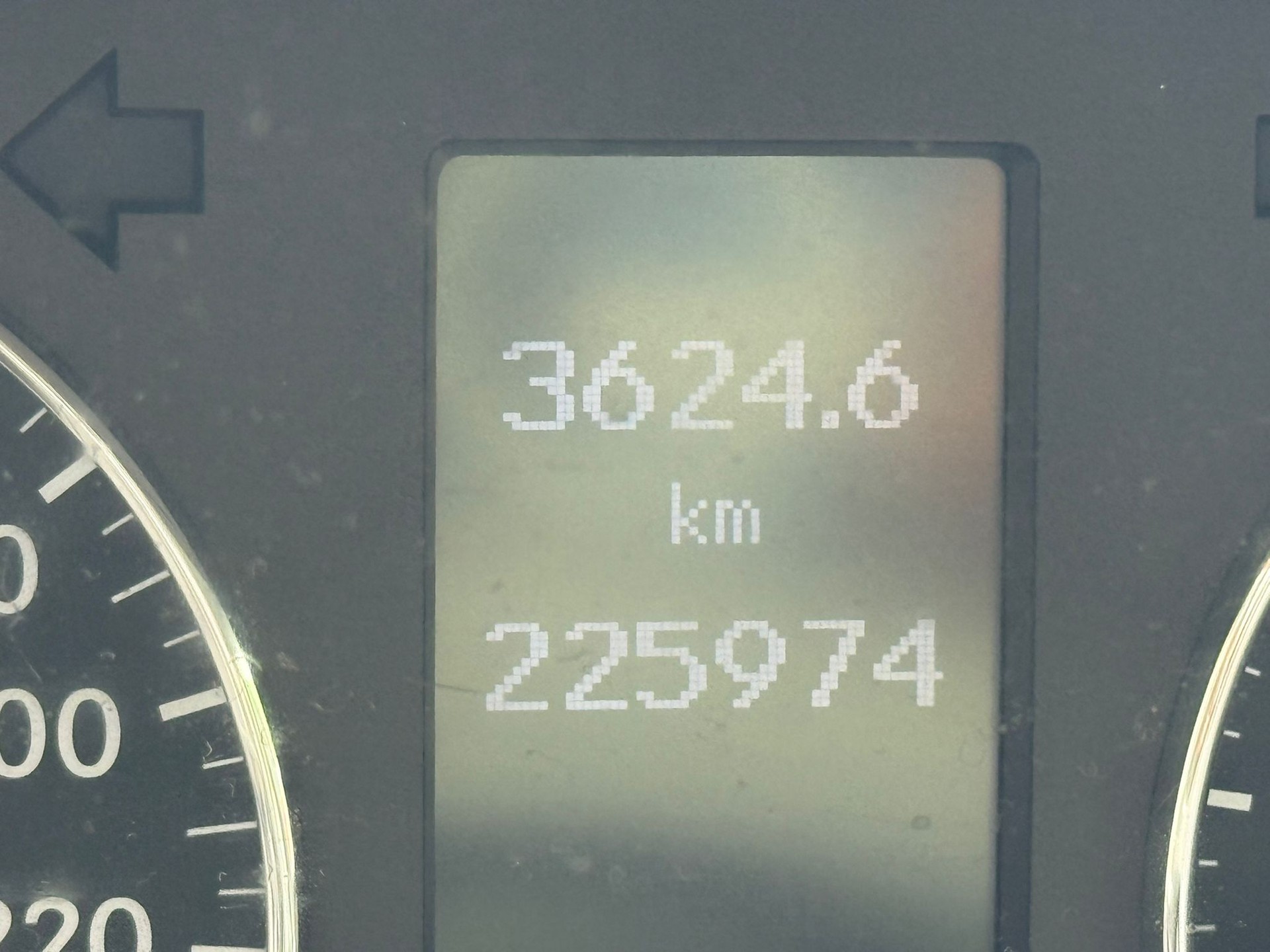MERCEDES-BENZ C 320 CDI Elégance-image-8