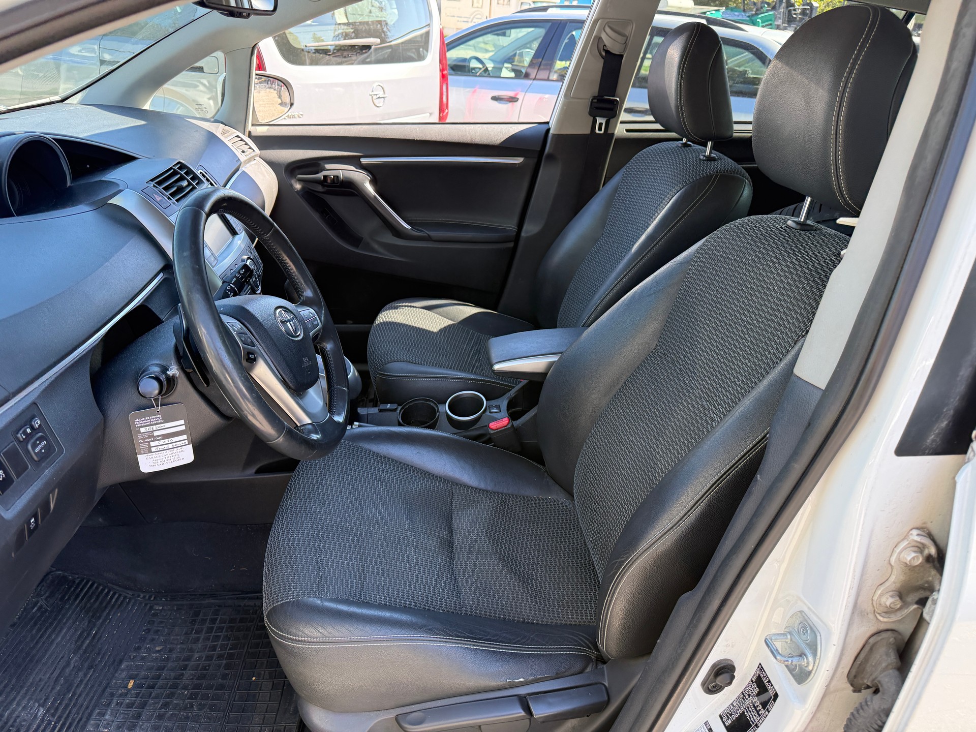 TOYOTA Verso 1.8 Sol Multidrive S-image-7