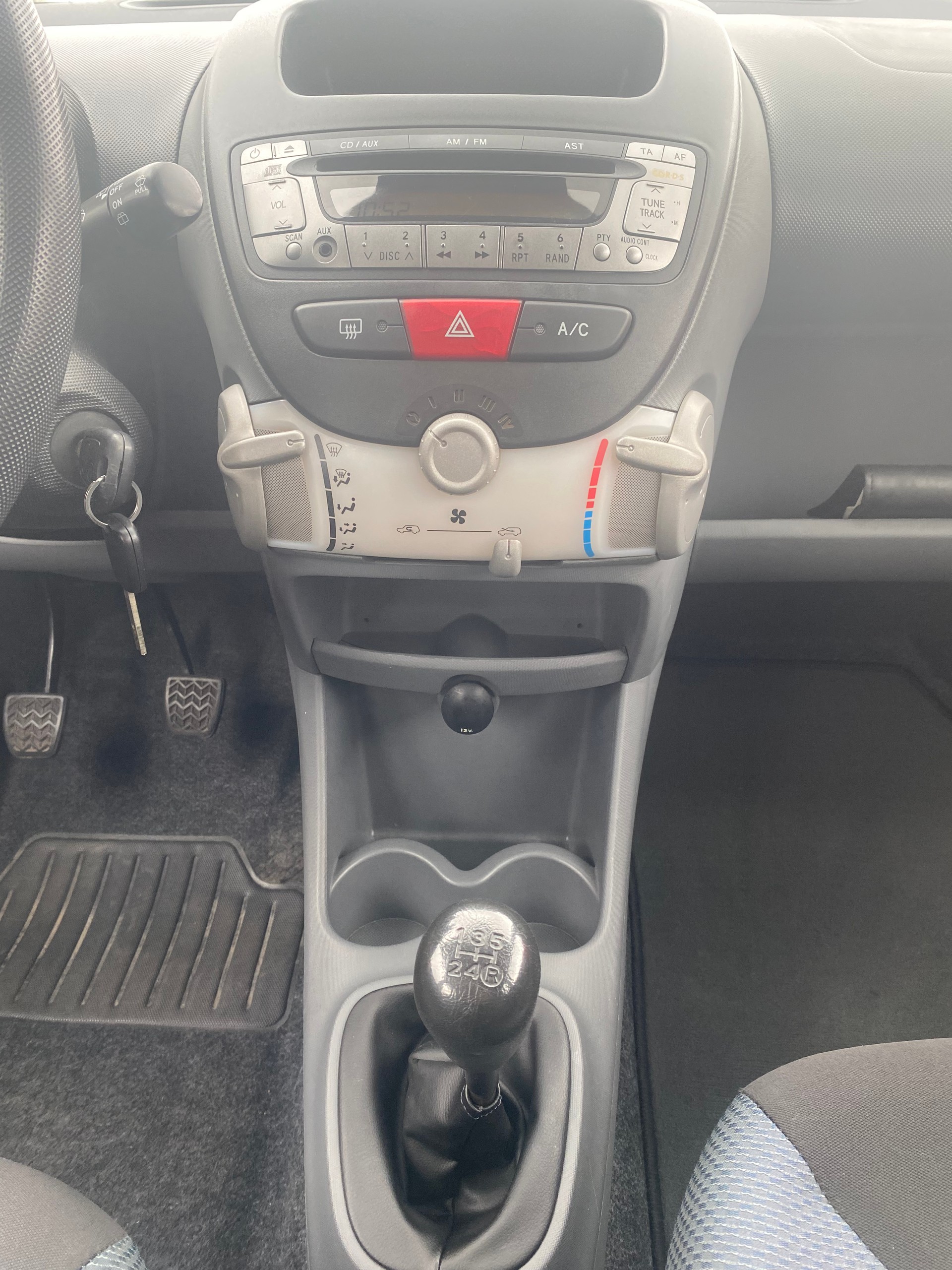 TOYOTA Aygo 1.0-image-7
