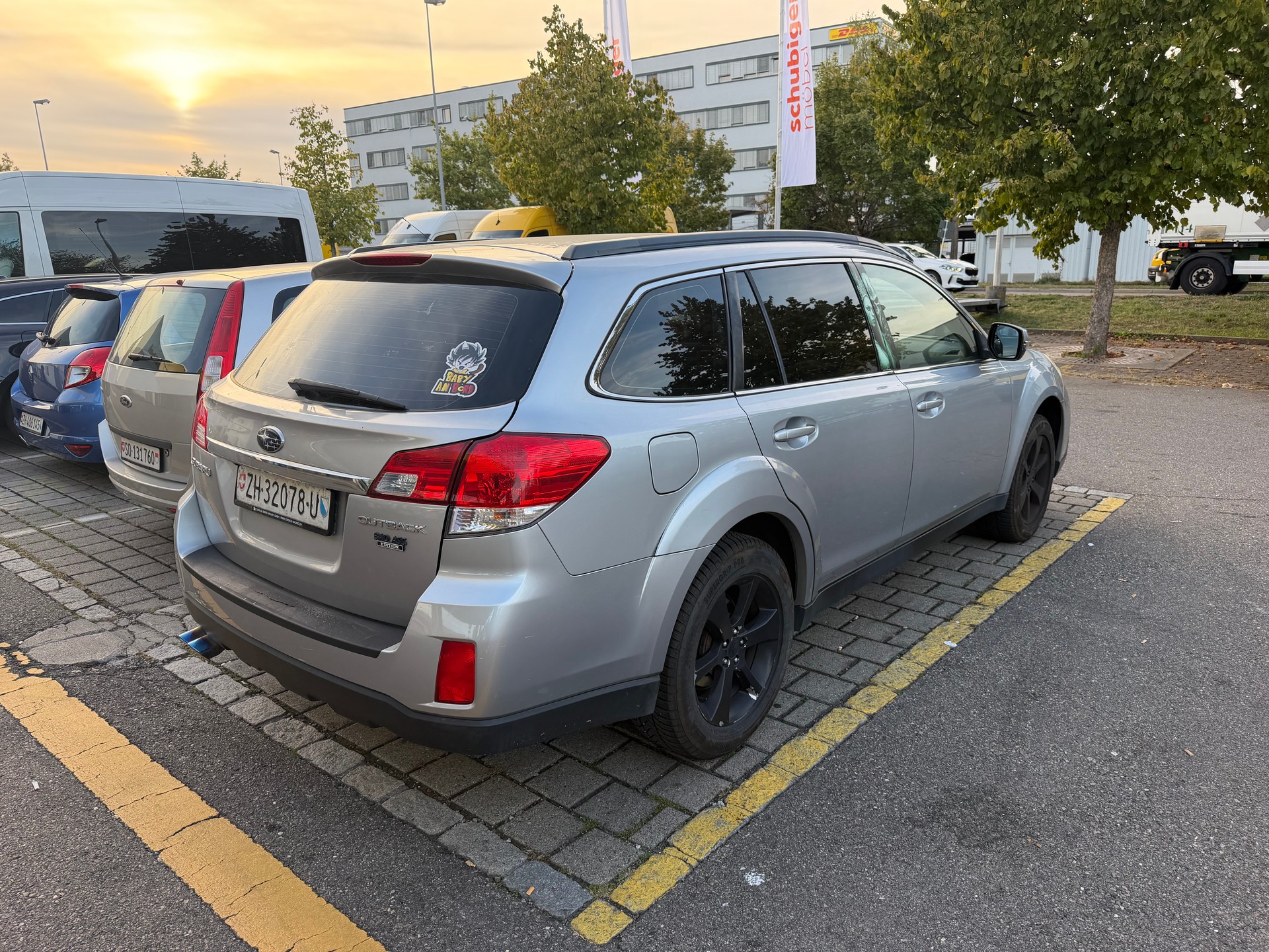 SUBARU Outback 2.0D Limited Classic AWD Lineartronic-image-1