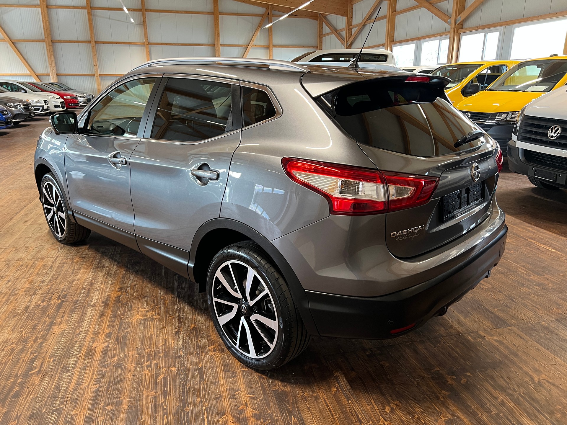 NISSAN Qashqai 1.6 dCi tekna Xtronic CVT-image-6