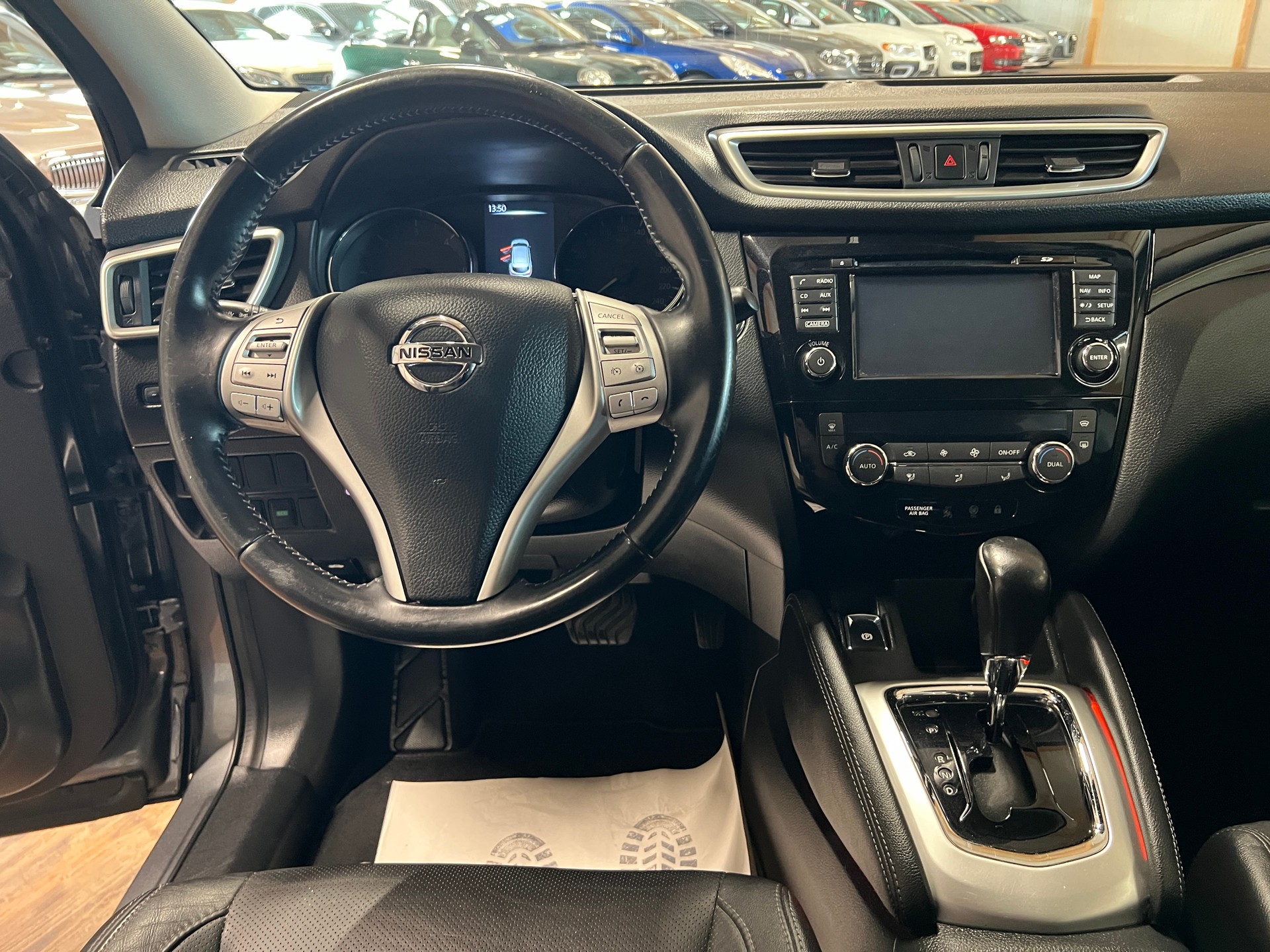 NISSAN Qashqai 1.6 dCi tekna Xtronic CVT-image-10