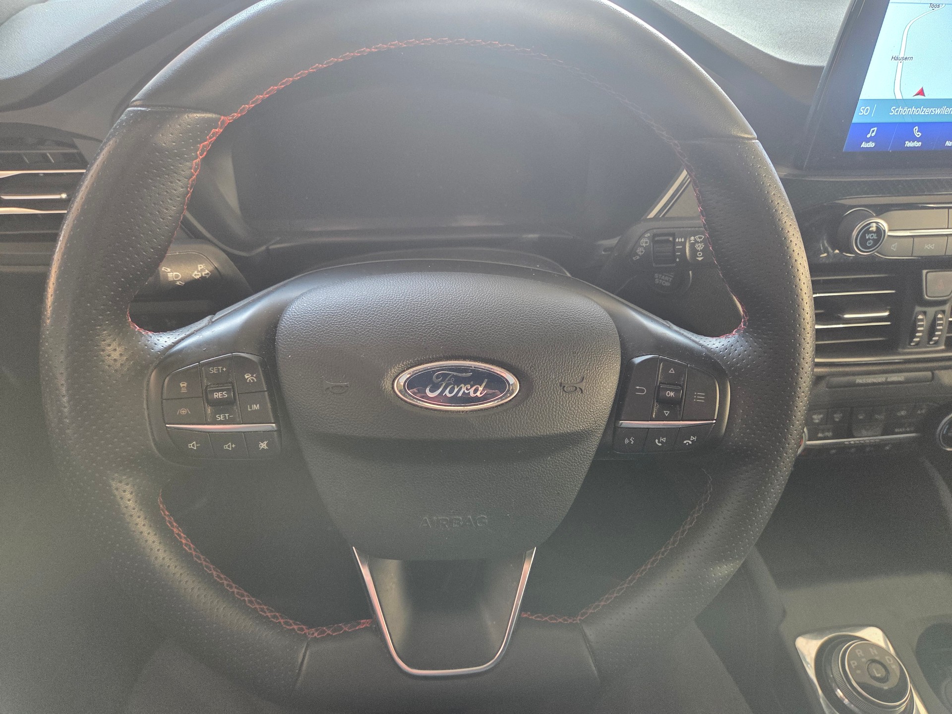 FORD Kuga 2.5 FHEV ST-Line X 4WD-image-10