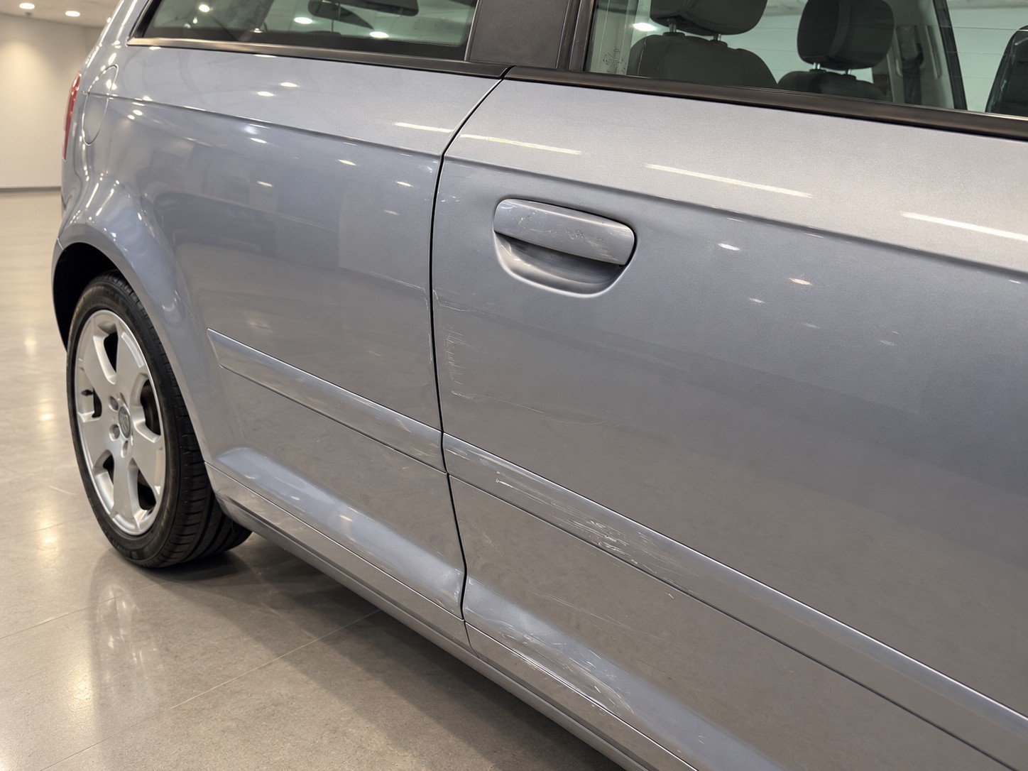AUDI 1.8 T FSI Ambition TOP GEPFLEGT - FRISCH SERVICE - FRISCH AB MFK-image-2