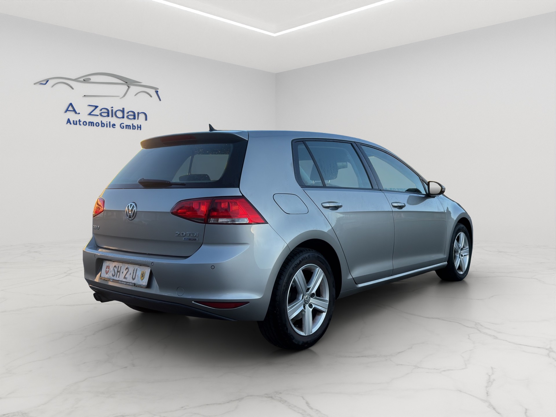 VW Golf 2.0 TDI Highline-image-4