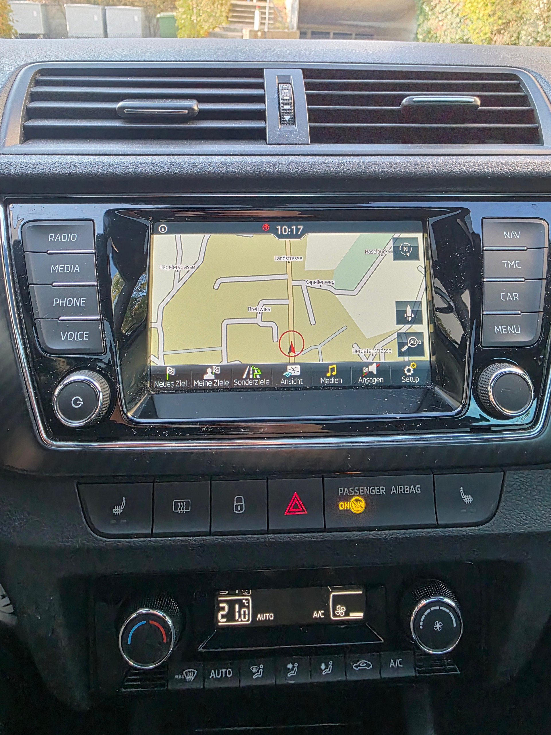 SKODA Fabia Combi 1.0 TSI Monte Carlo DSG-image-11