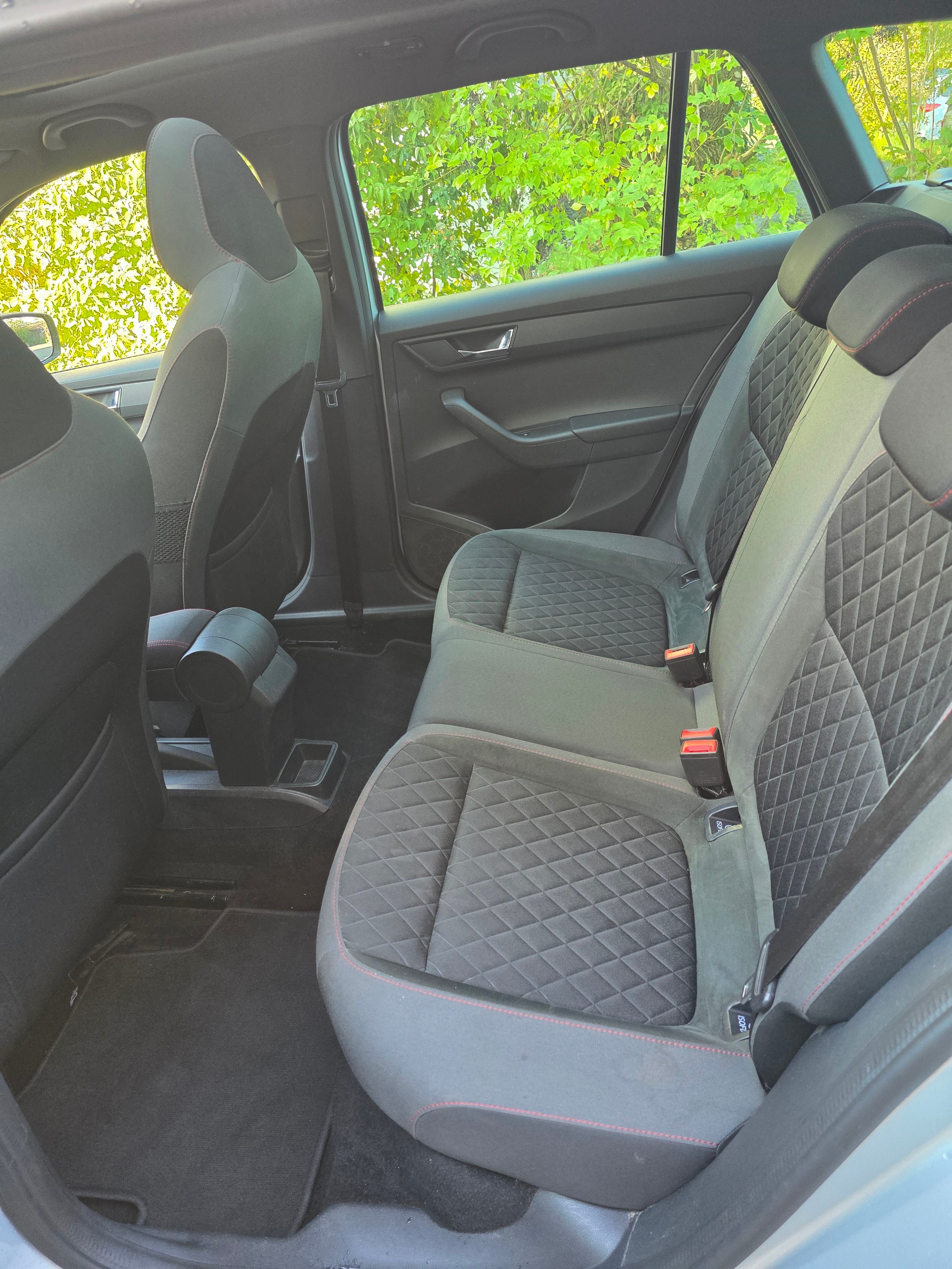 SKODA Fabia Combi 1.0 TSI Monte Carlo DSG-image-8