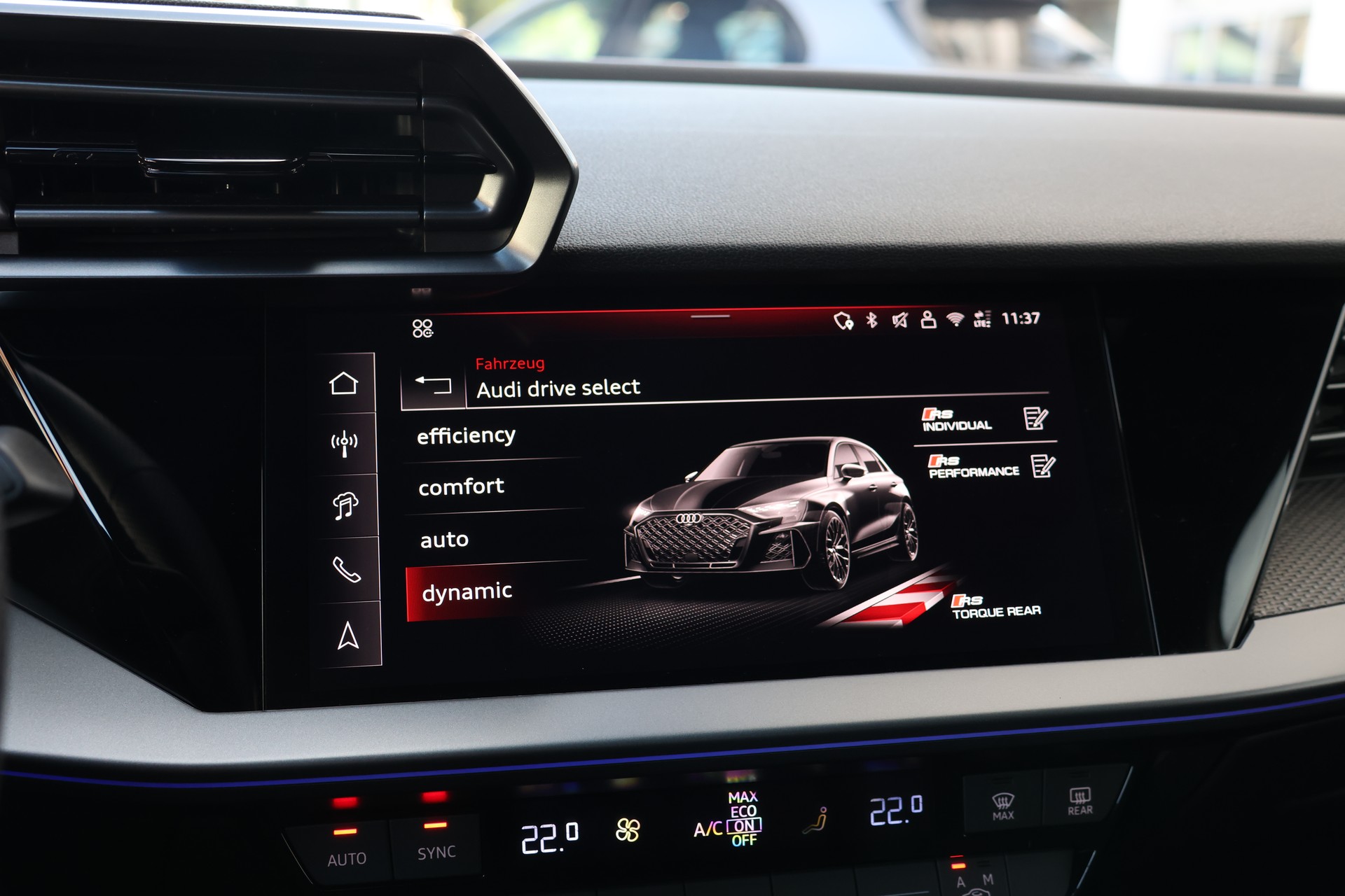 AUDI RS3 Sportback 2.5 TSI quattro S-tronic (CH)-image-29