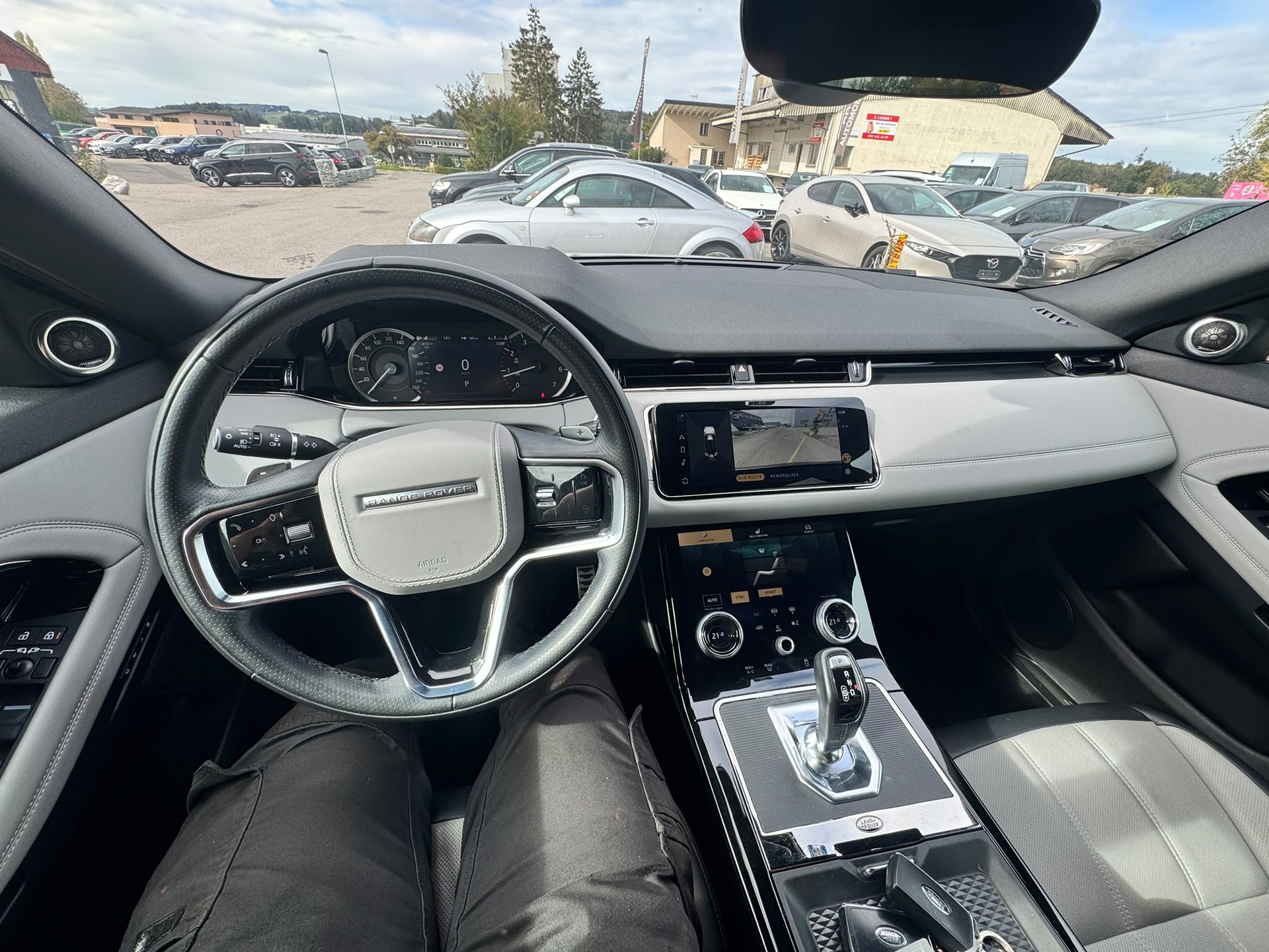 LAND ROVER Range Rover Evoque R-Dynamic P 250 S AT9-image-7