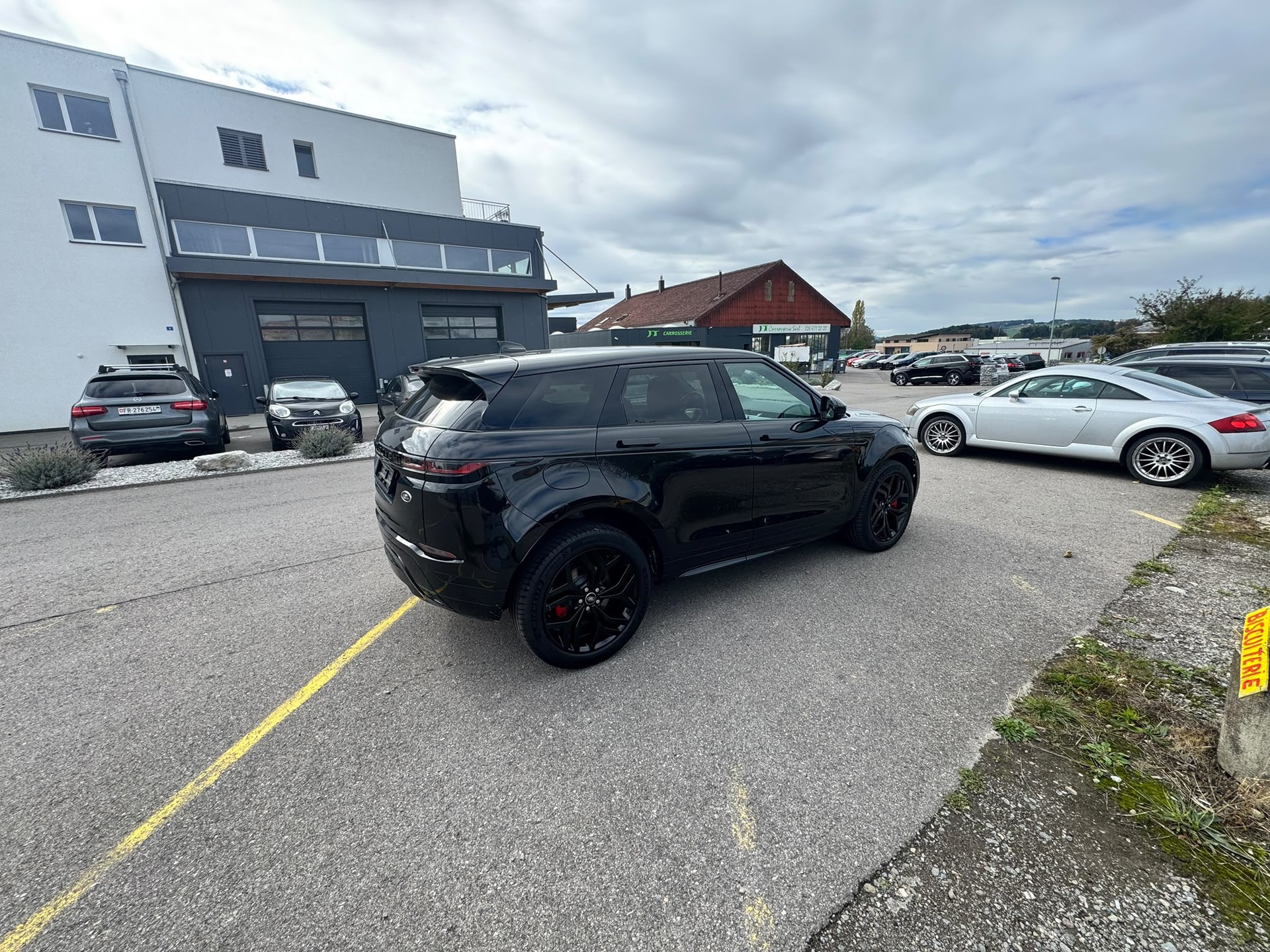 LAND ROVER Range Rover Evoque R-Dynamic P 250 S AT9-image-5