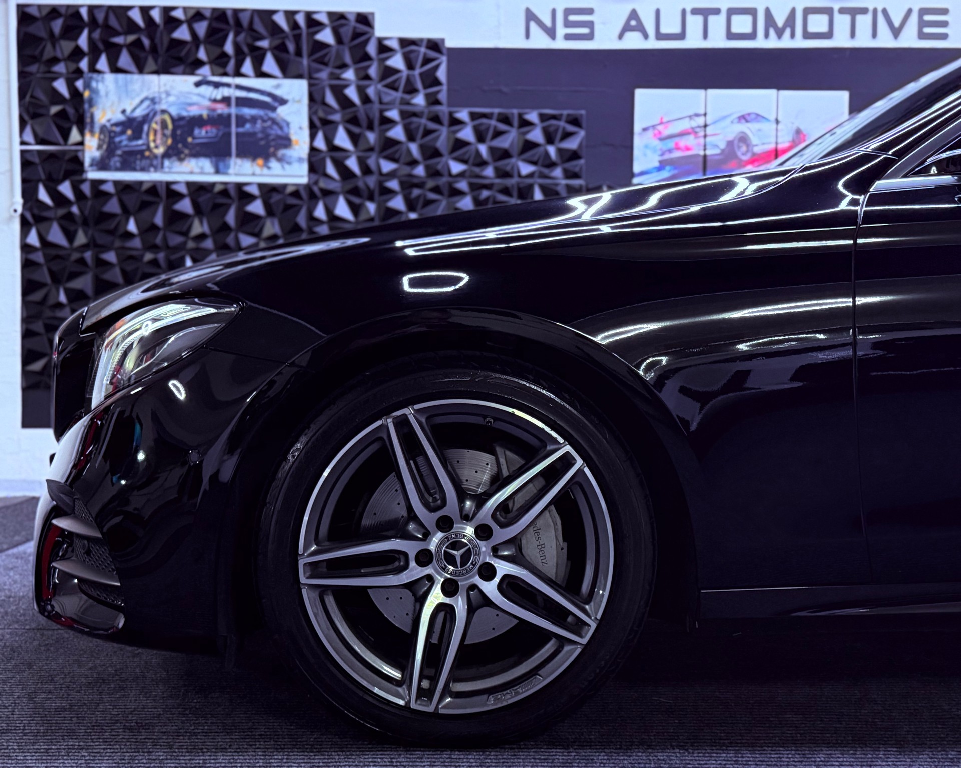 MERCEDES-BENZ E 220 d AMG Line 4Matic 9G-Tronic-image-9