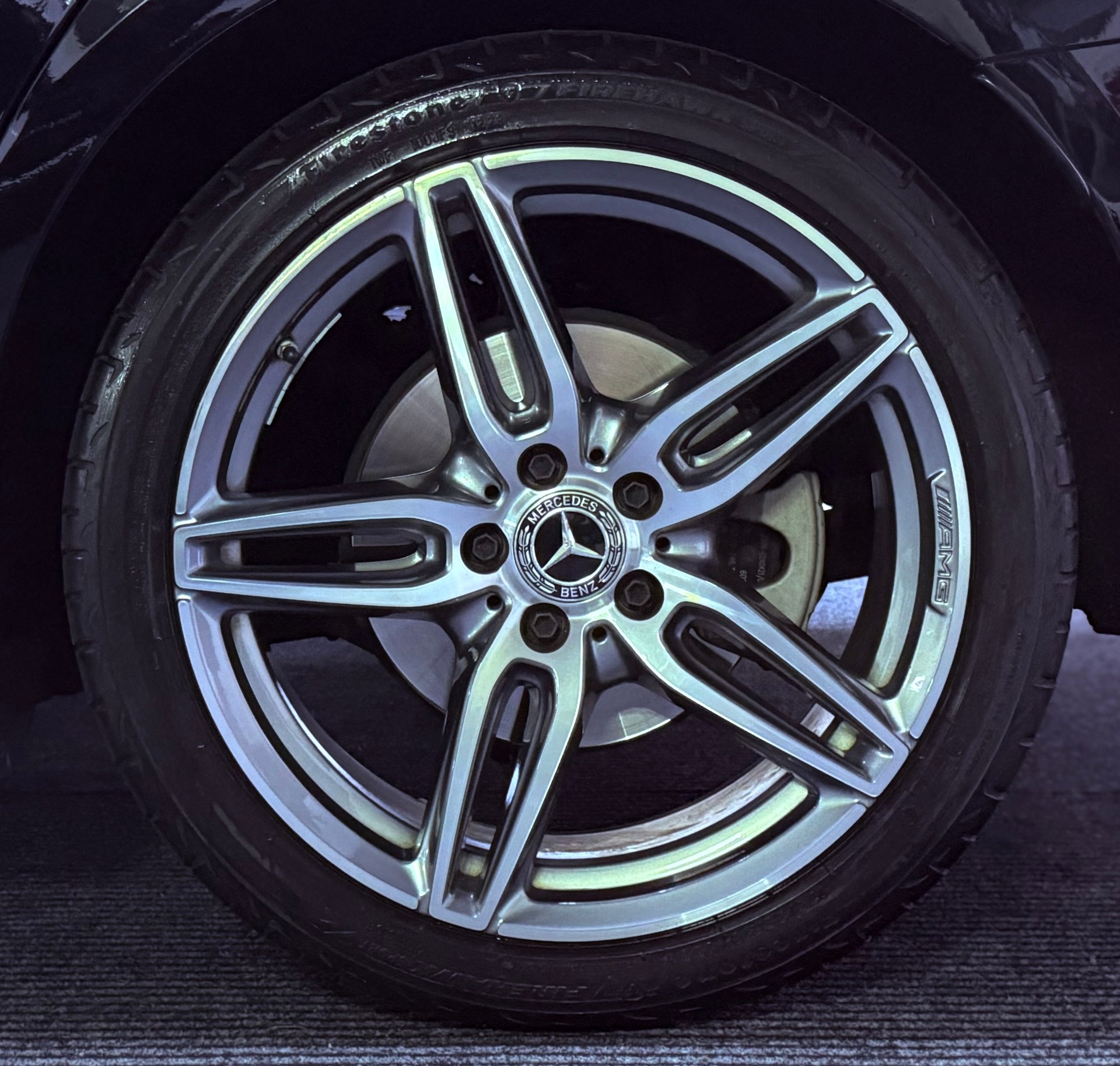 MERCEDES-BENZ E 220 d AMG Line 4Matic 9G-Tronic-image-10