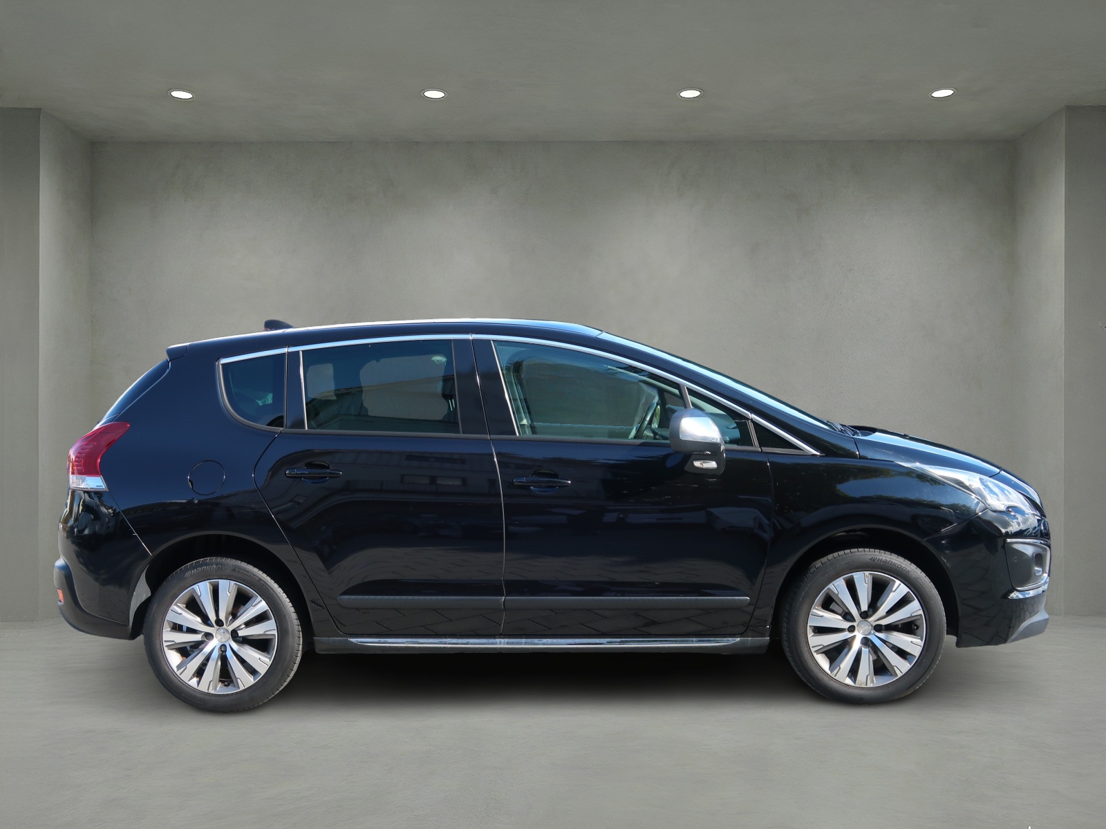 PEUGEOT 3008 1.6 1THP Allure Tiptronic-image-3