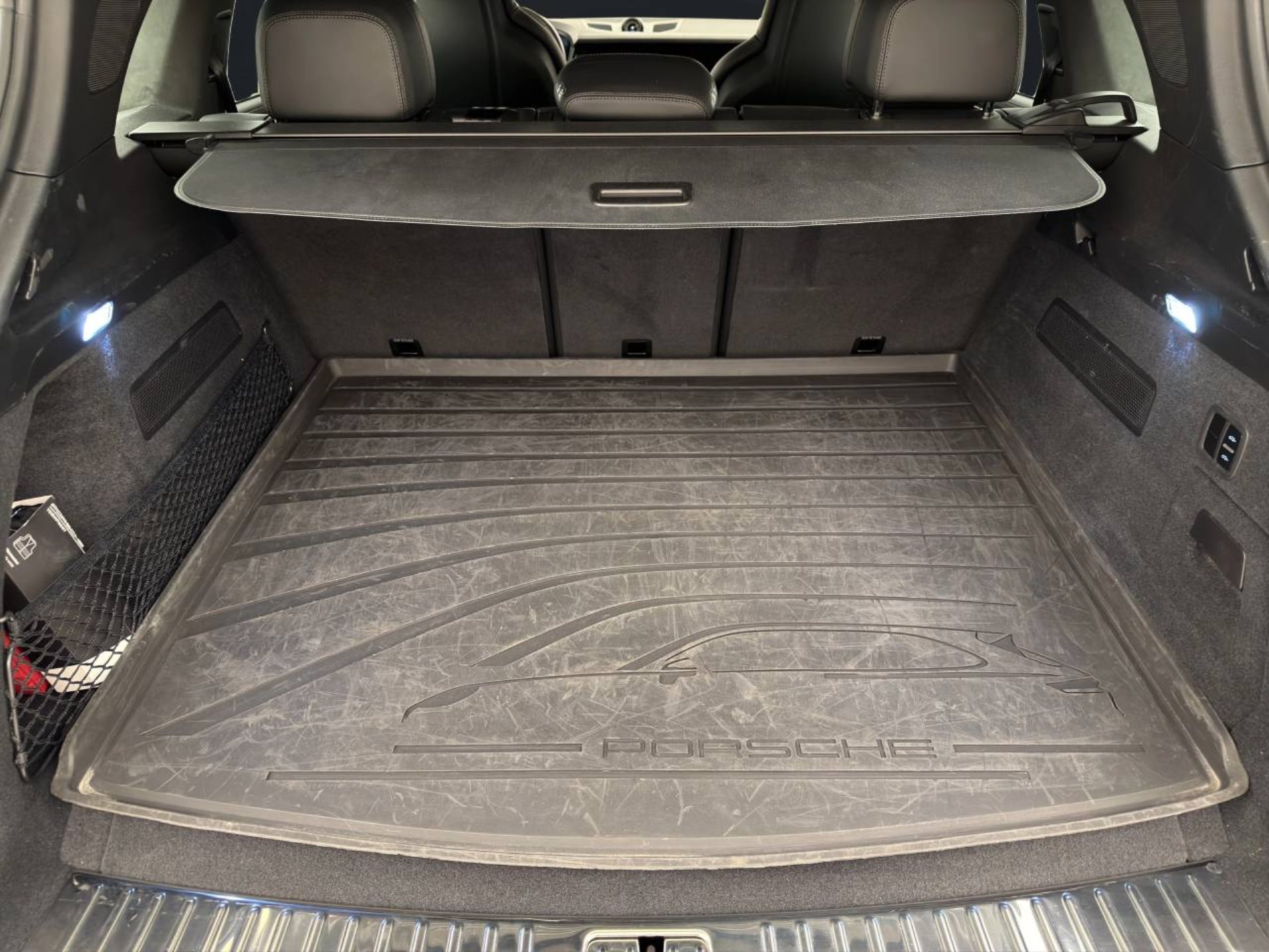 PORSCHE Cayenne Turbo E-Hybrid-image-20