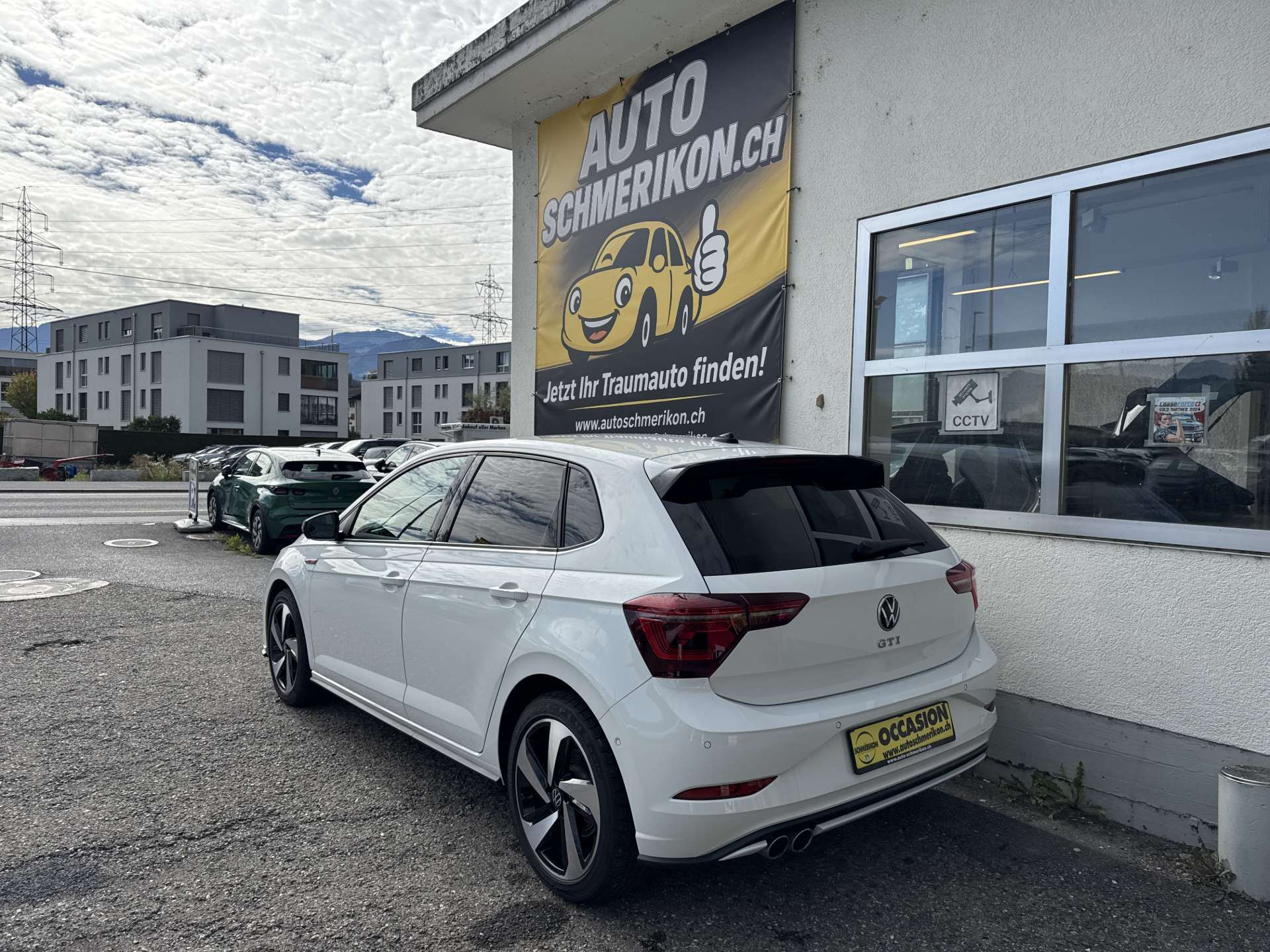 VW Polo 2.0 TSi GTi 207PS DSG-Automat-image-2