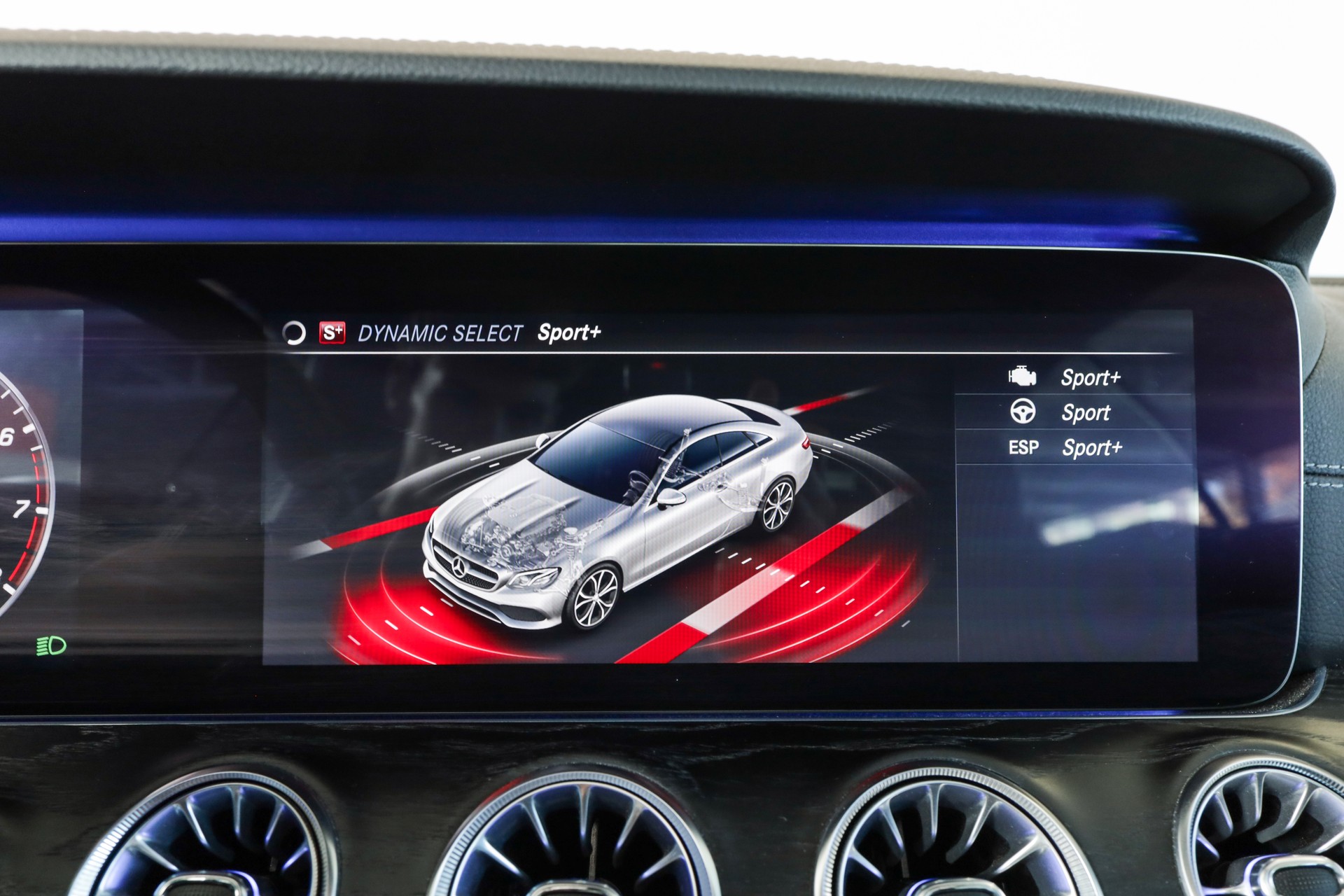 MERCEDES-BENZ E 200 Coupé AMG Line 4 Matic • Bleu cavansite • Toit panoramique • Burmester-image-18