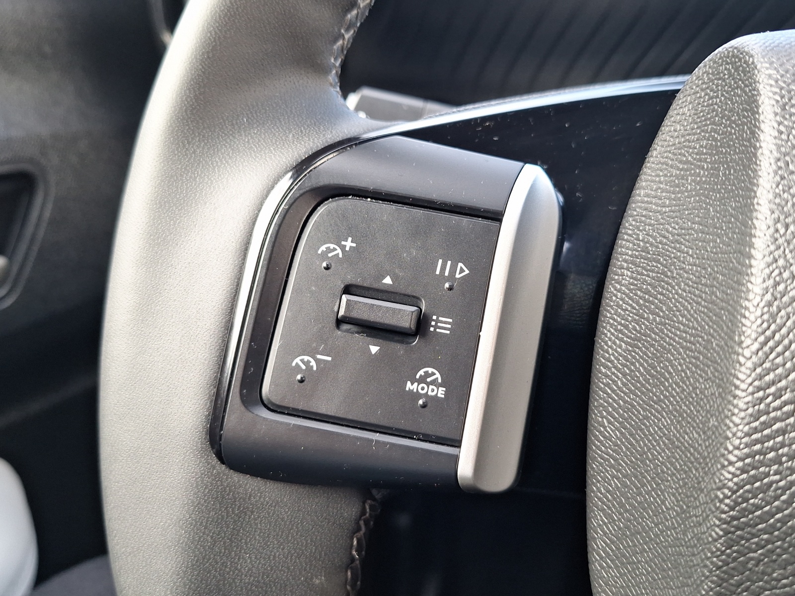 CITROEN C3 Aircross 1.2 Hybrid Max-image-14