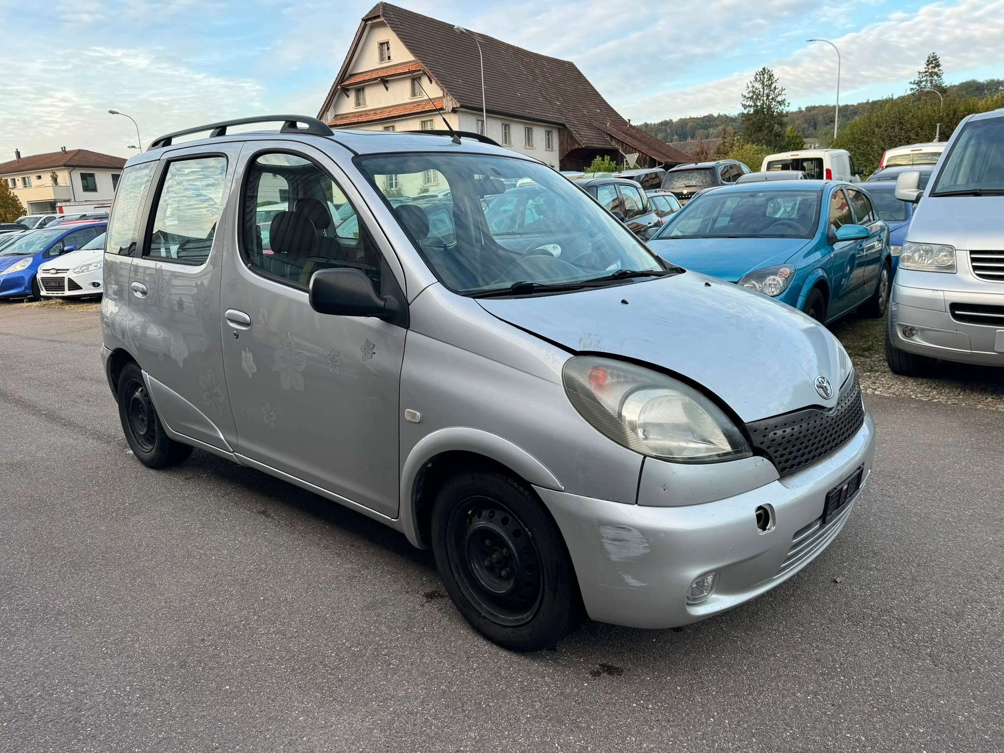 Car photo