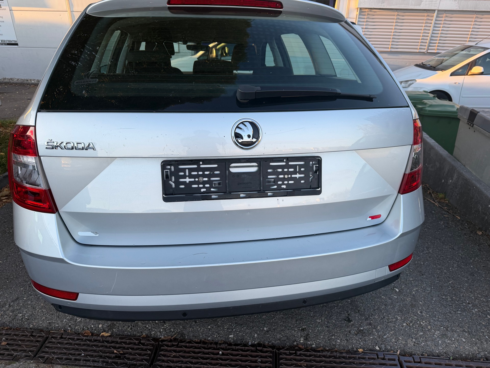 SKODA Octavia Combi 1.6 TDI Active DSG-image-4