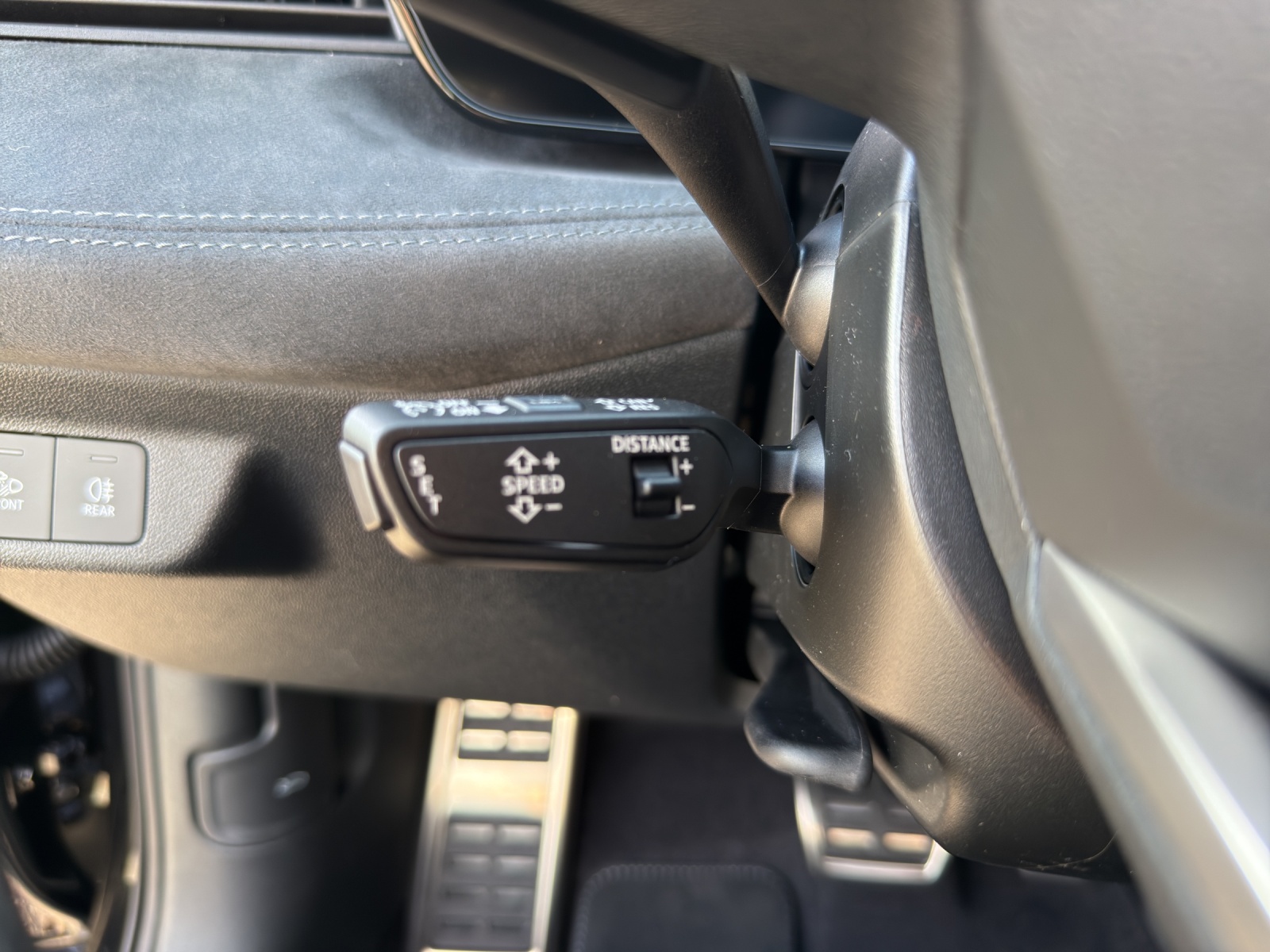 AUDI A3 Sportback TFSI 110 kW S line Attraction S tronic-image-15