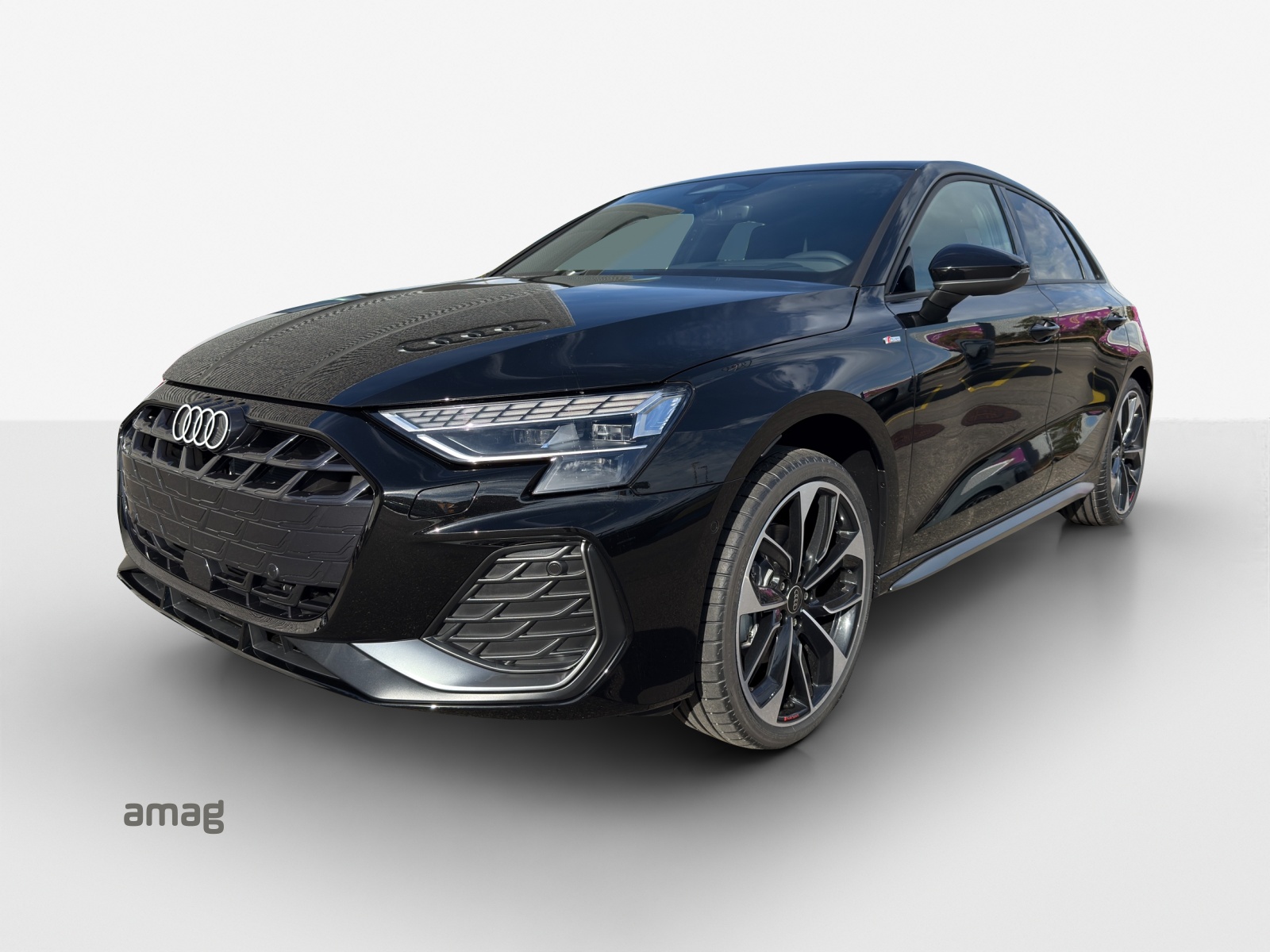 AUDI A3 Sportback TFSI 110 kW S line Attraction S tronic-image-0