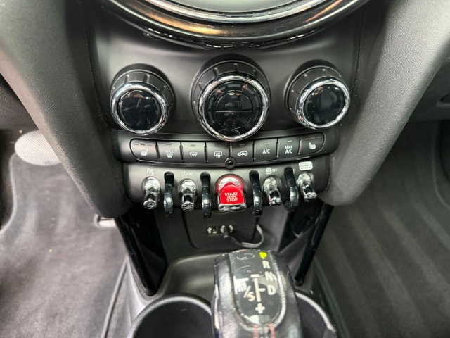MINI Cooper S Steptronic-image-12