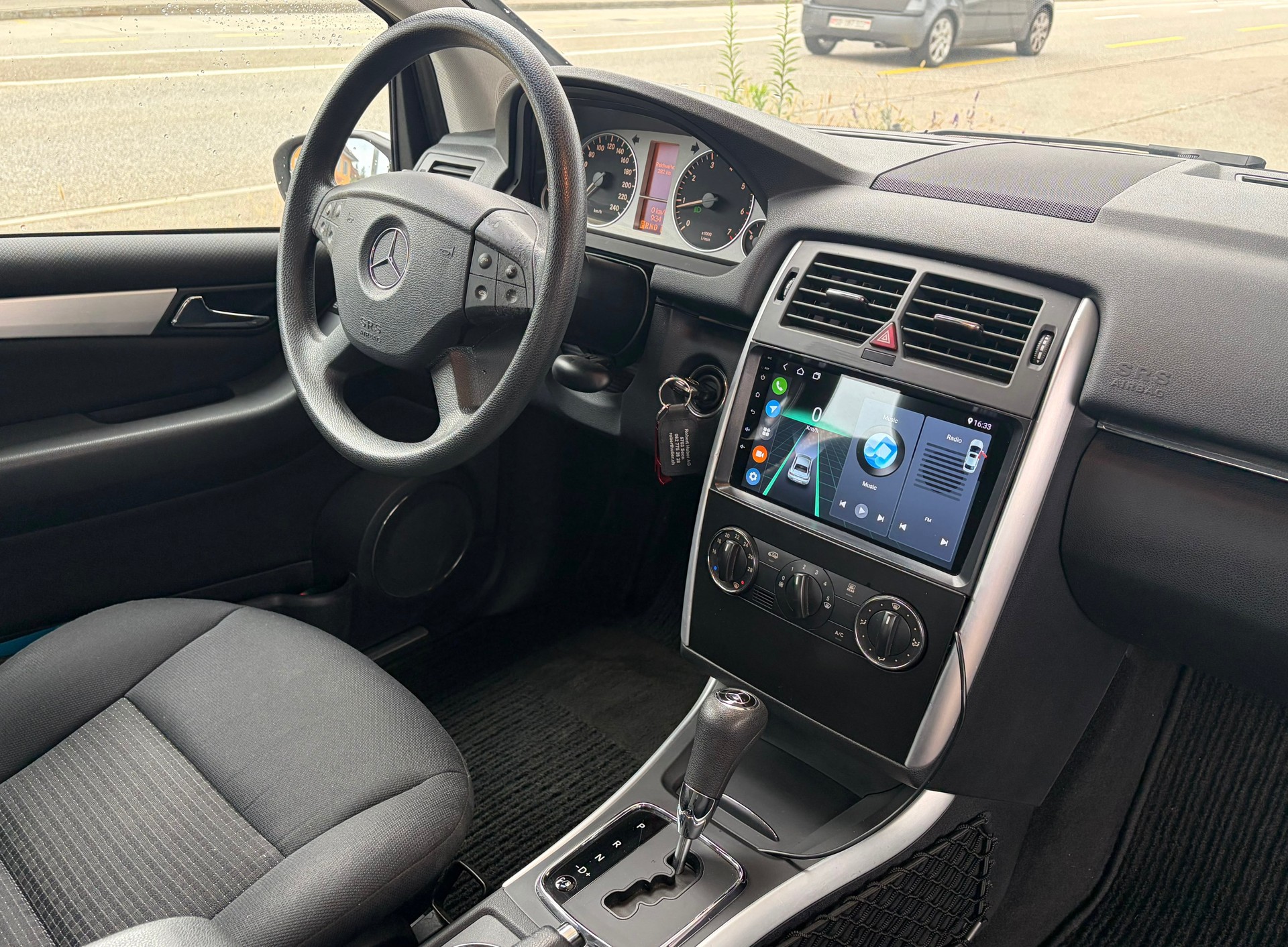 MERCEDES-BENZ B 150-image-11