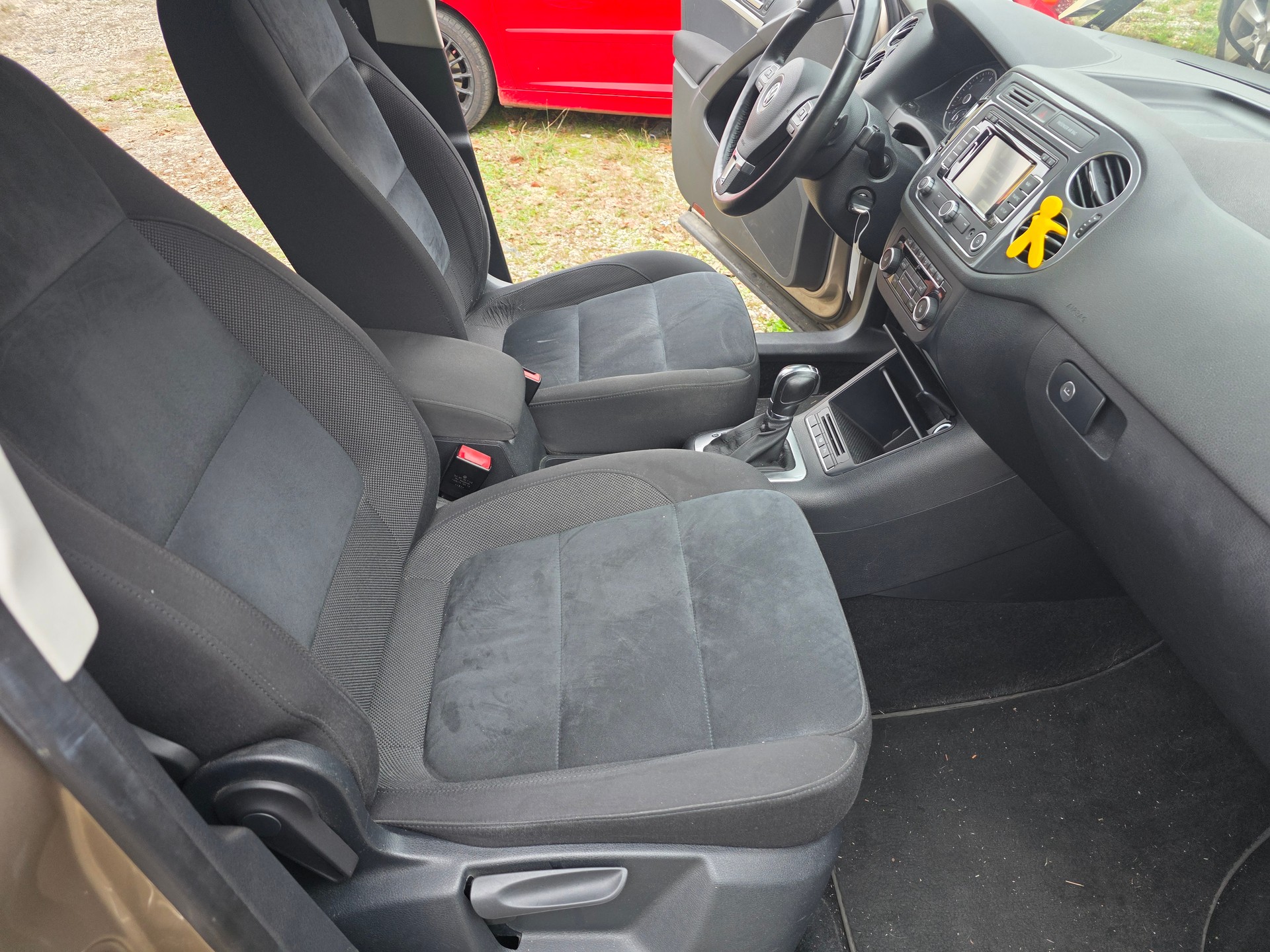 VW Tiguan 2.0 TSI R-Line Design 4Motion DSG-image-10