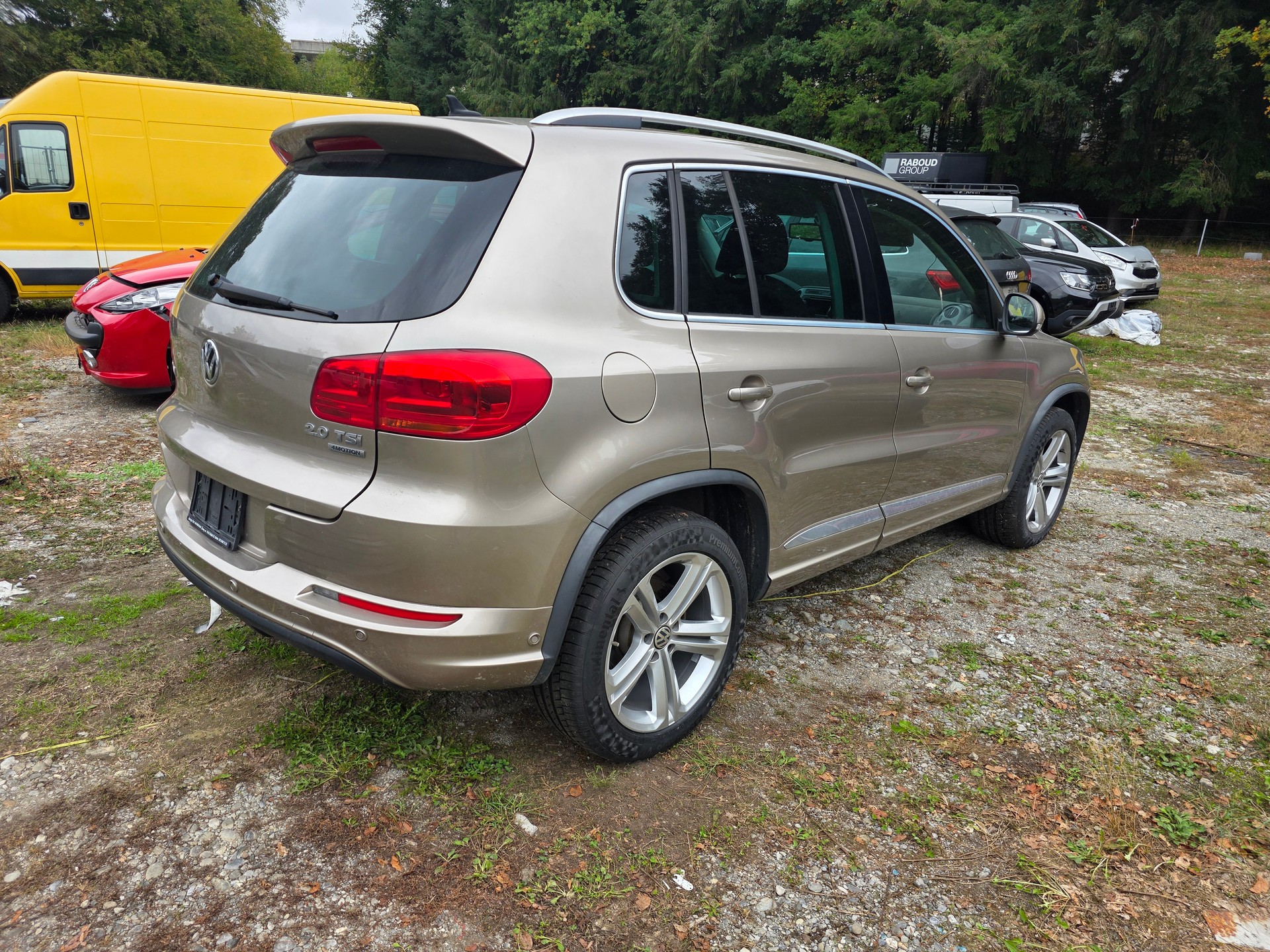 VW Tiguan 2.0 TSI R-Line Design 4Motion DSG-image-11
