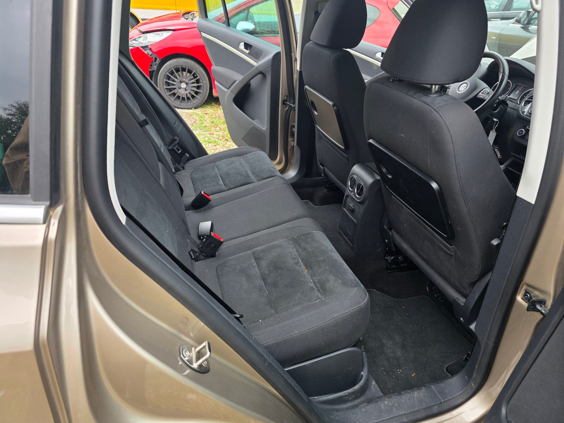 VW Tiguan 2.0 TSI R-Line Design 4Motion DSG-image-7