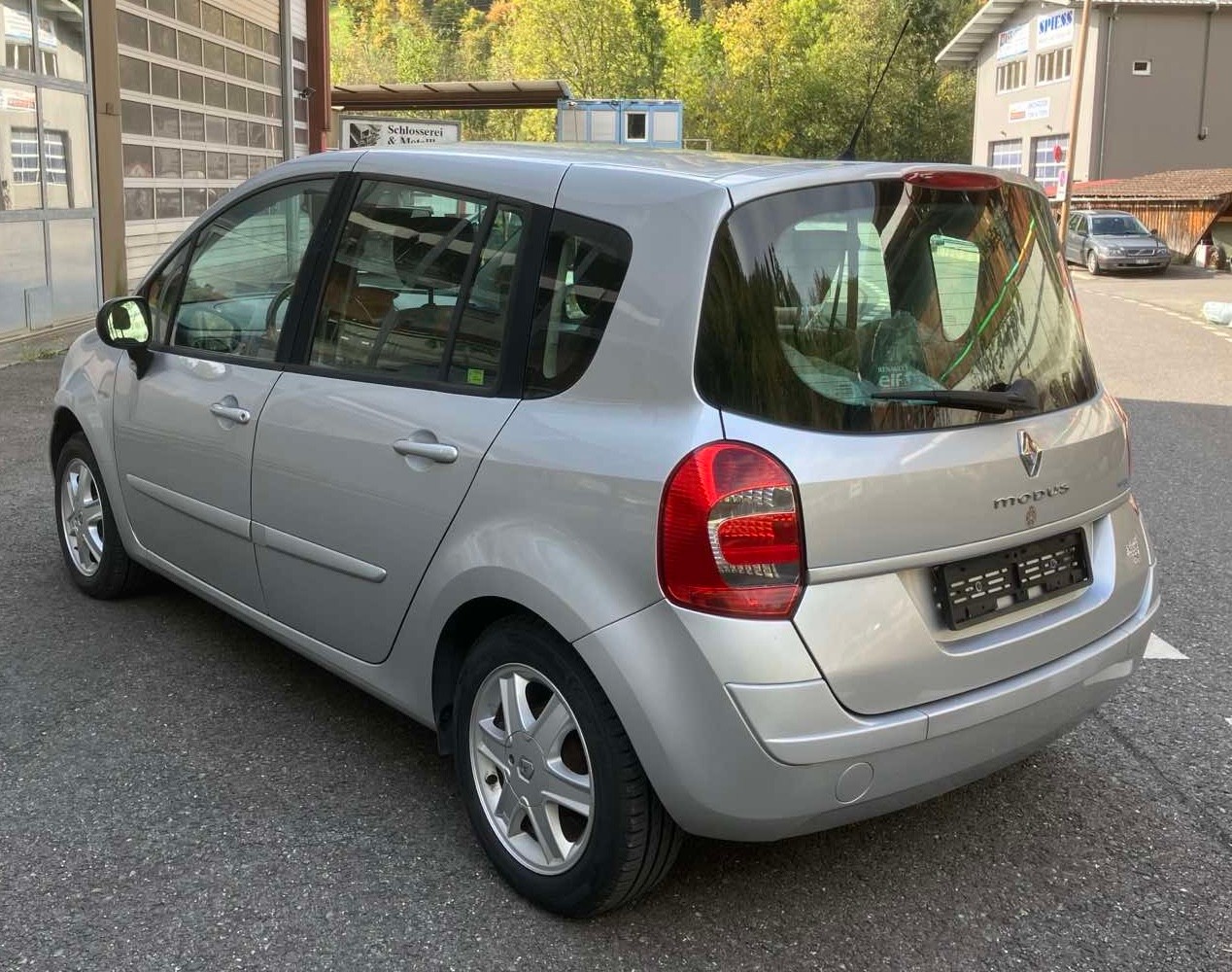 RENAULT Modus 1.2 16V T Dynamique-image-3