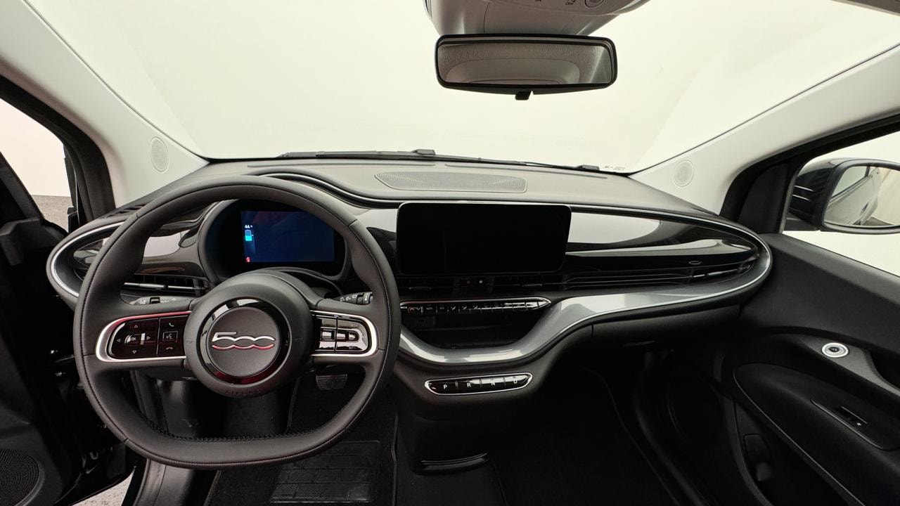 FIAT 500 electric 87kWh Icon-image-5