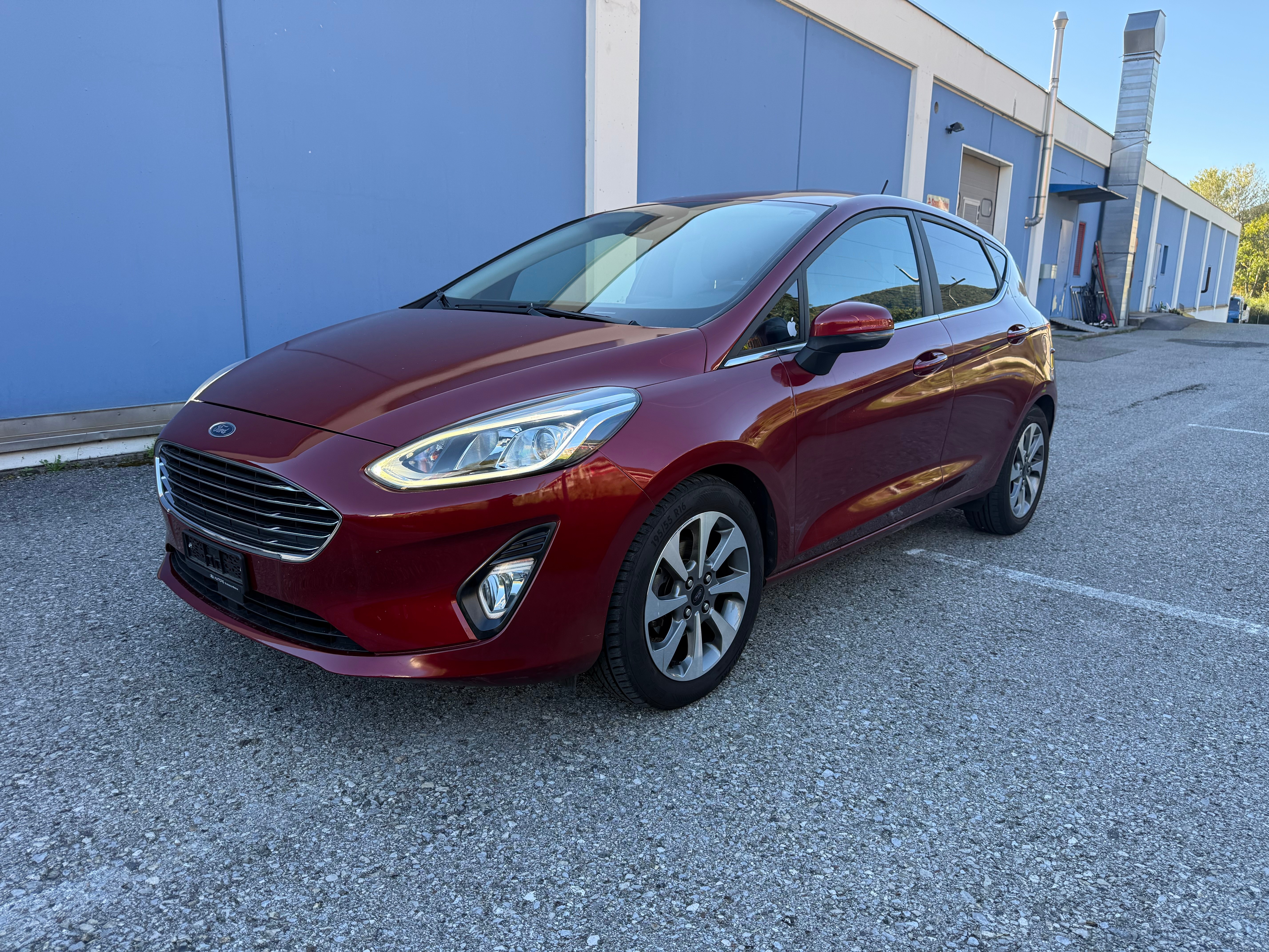 Car photo