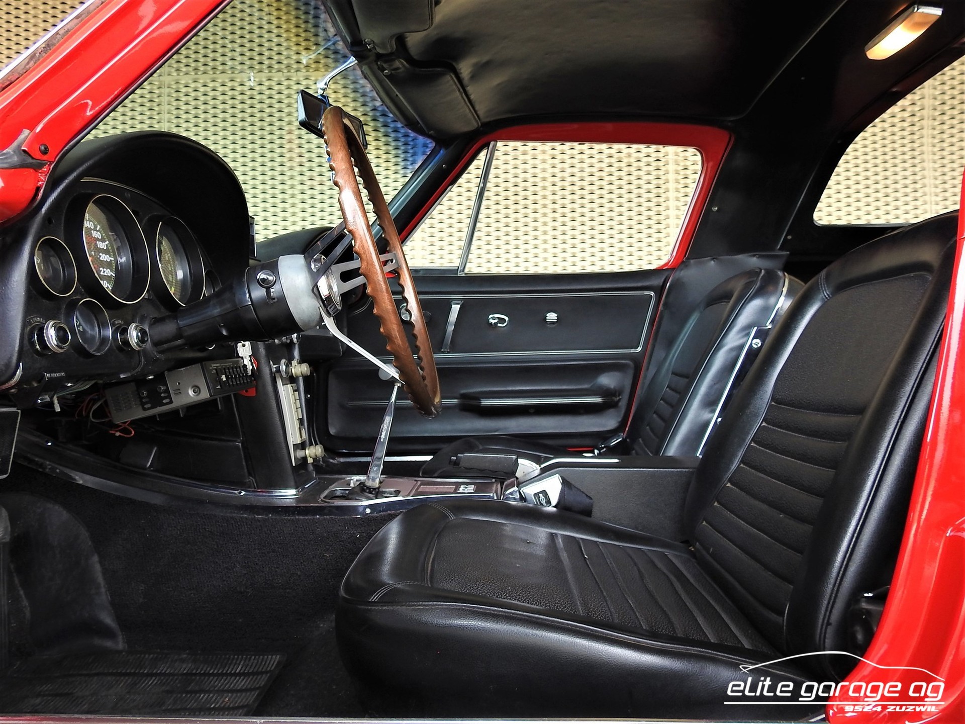 CHEVROLET CORVETTE C2-image-11