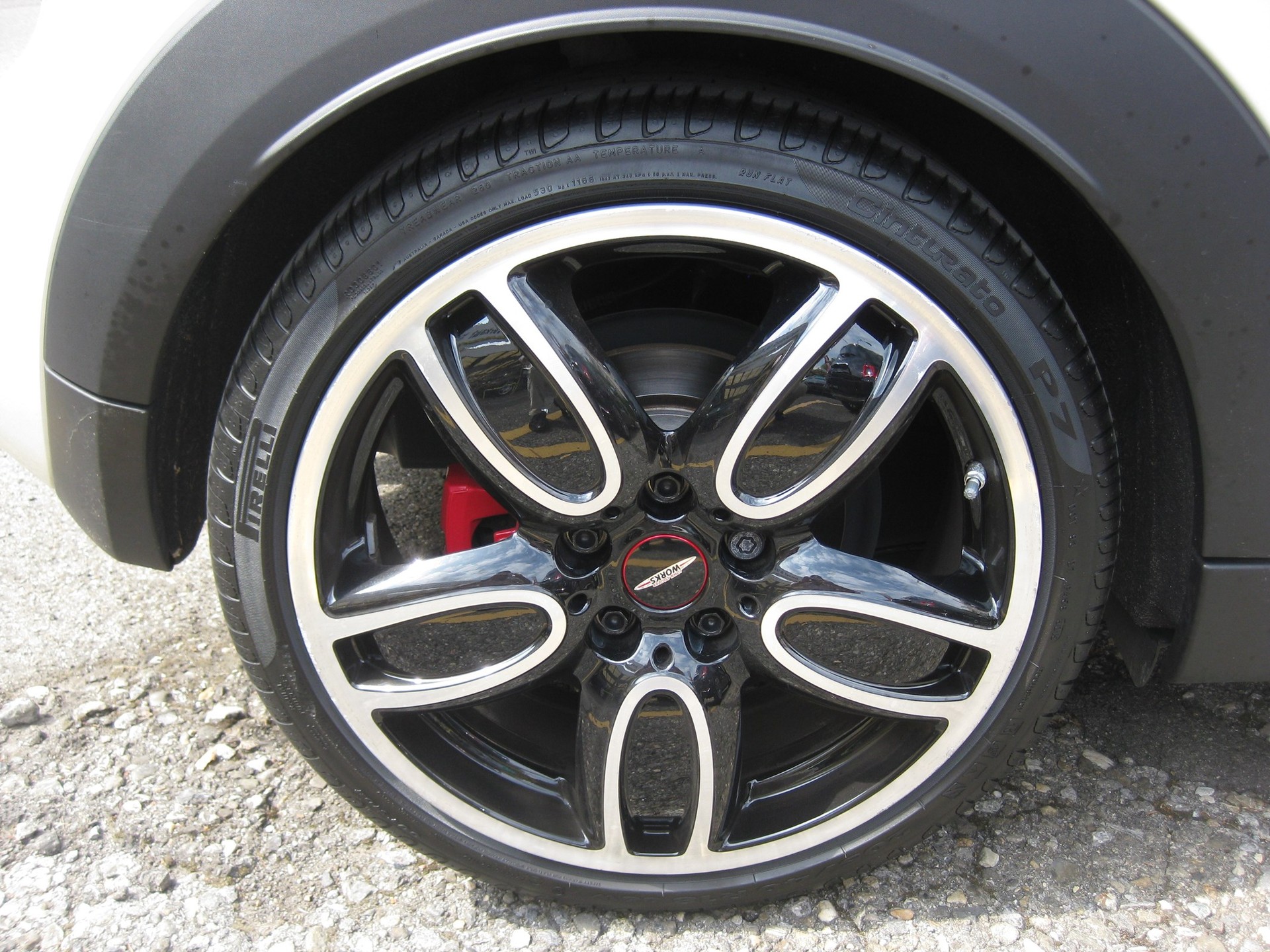 MINI Cooper John Cooper Works Steptronic-image-8