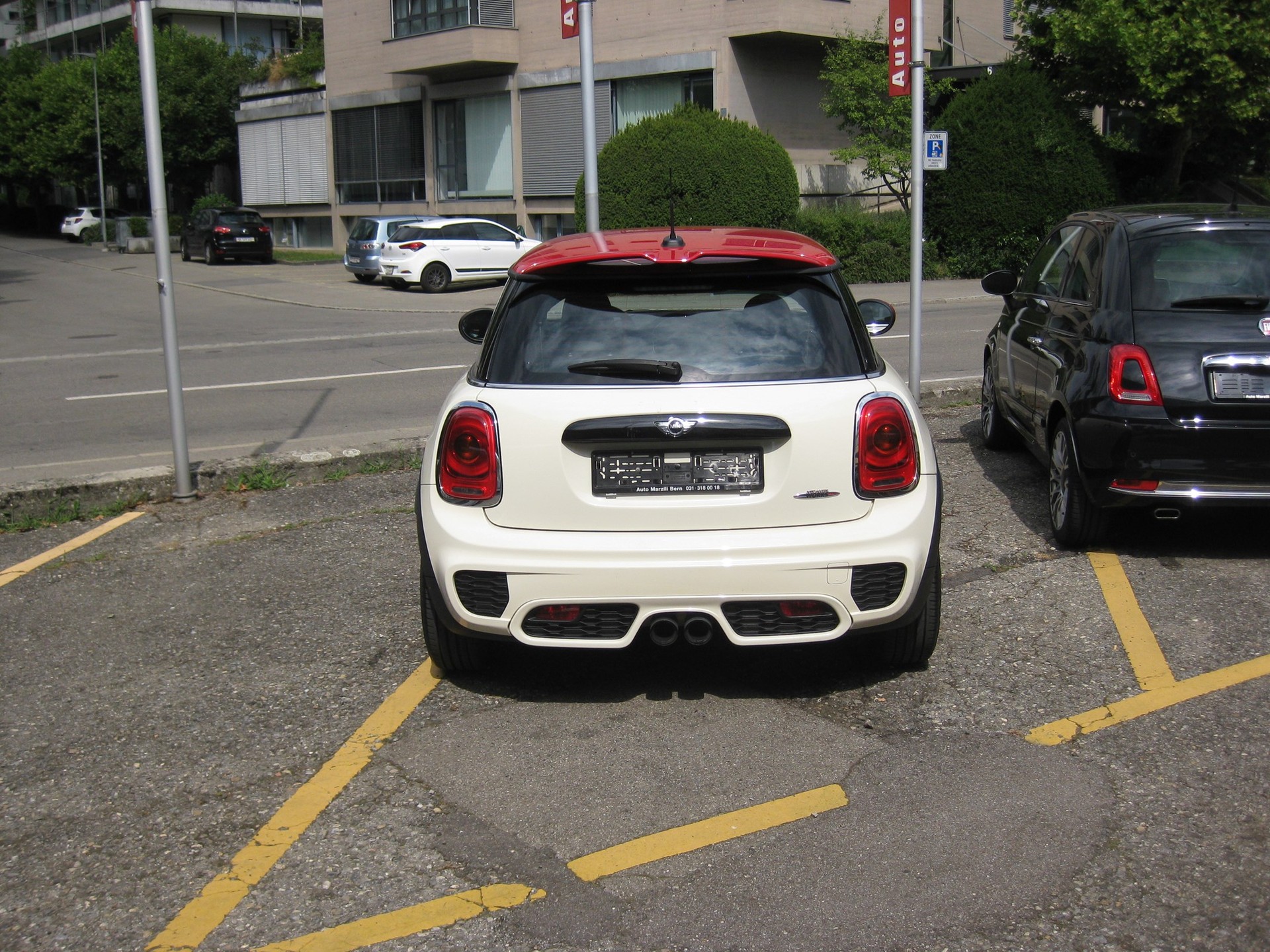 MINI Cooper John Cooper Works Steptronic-image-1