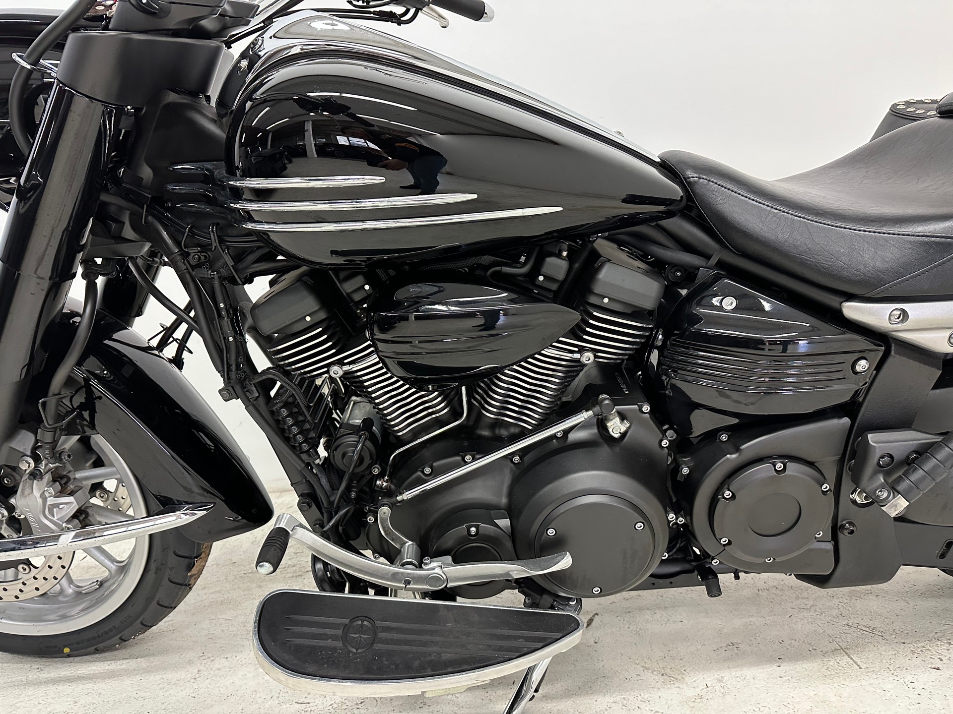 YAMAHA XV 1900 UBS Midnight Star-image-8