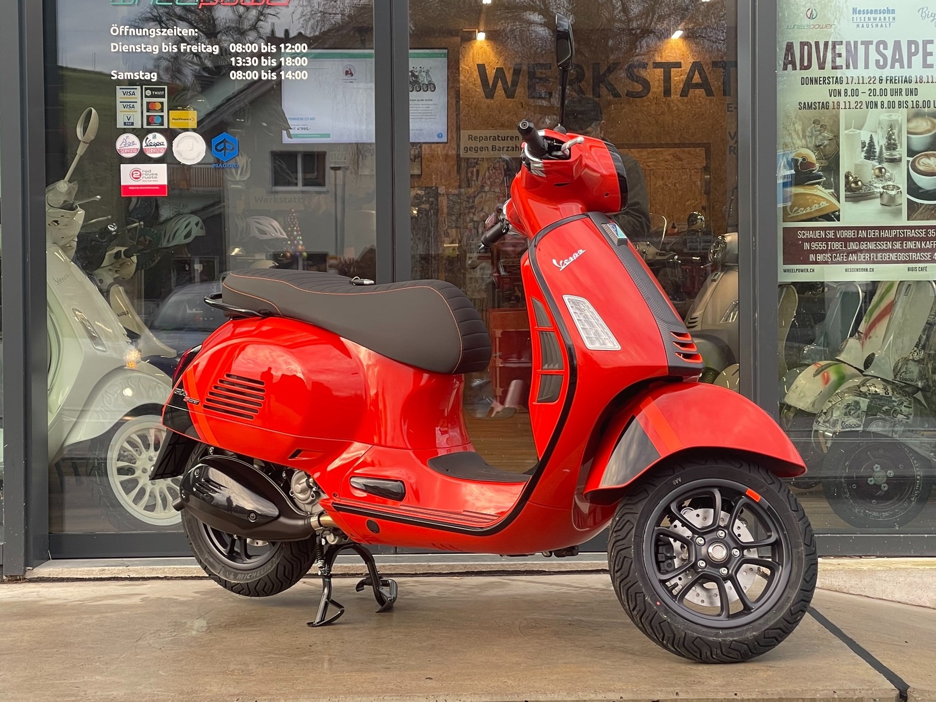 PIAGGIO Vespa GTS 300 Super Sport ABS
