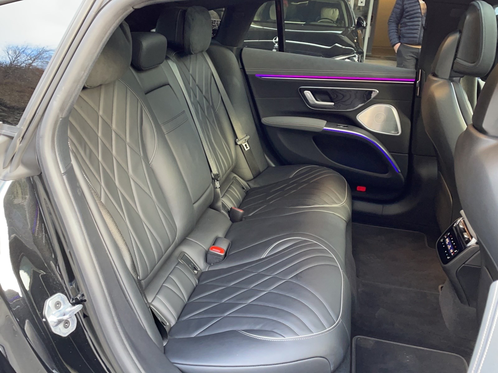 MERCEDES-BENZ EQS 580 AMG Line 4Matic-image-18