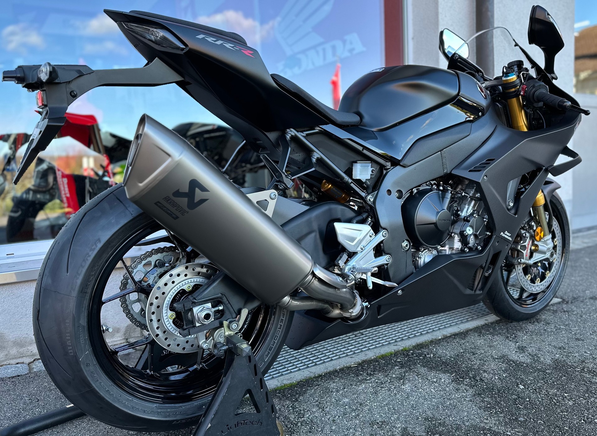 HONDA CBR 1000 RR-R Fireblade Carbon SP-showroom-element-3