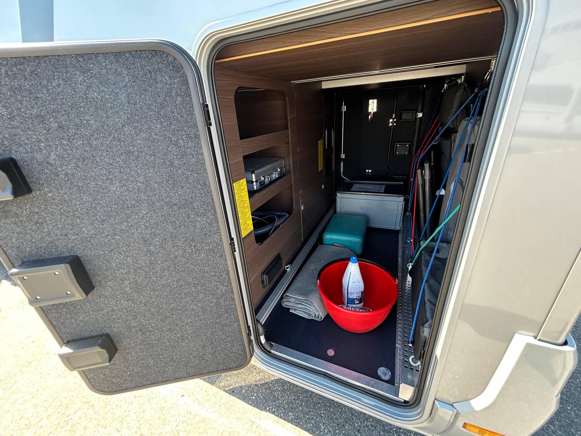 ADRIA Coral Supreme MB 650 SL-image-8