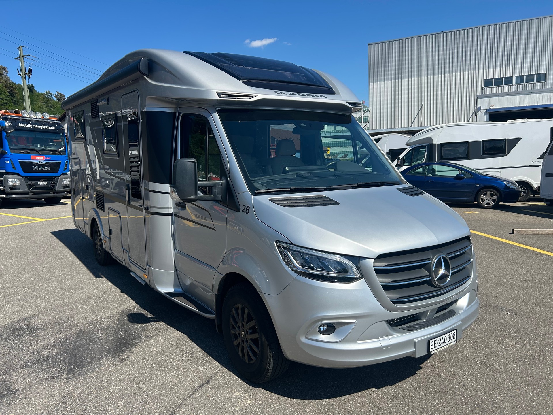ADRIA Coral Supreme MB 650 SL-showroom-element-1