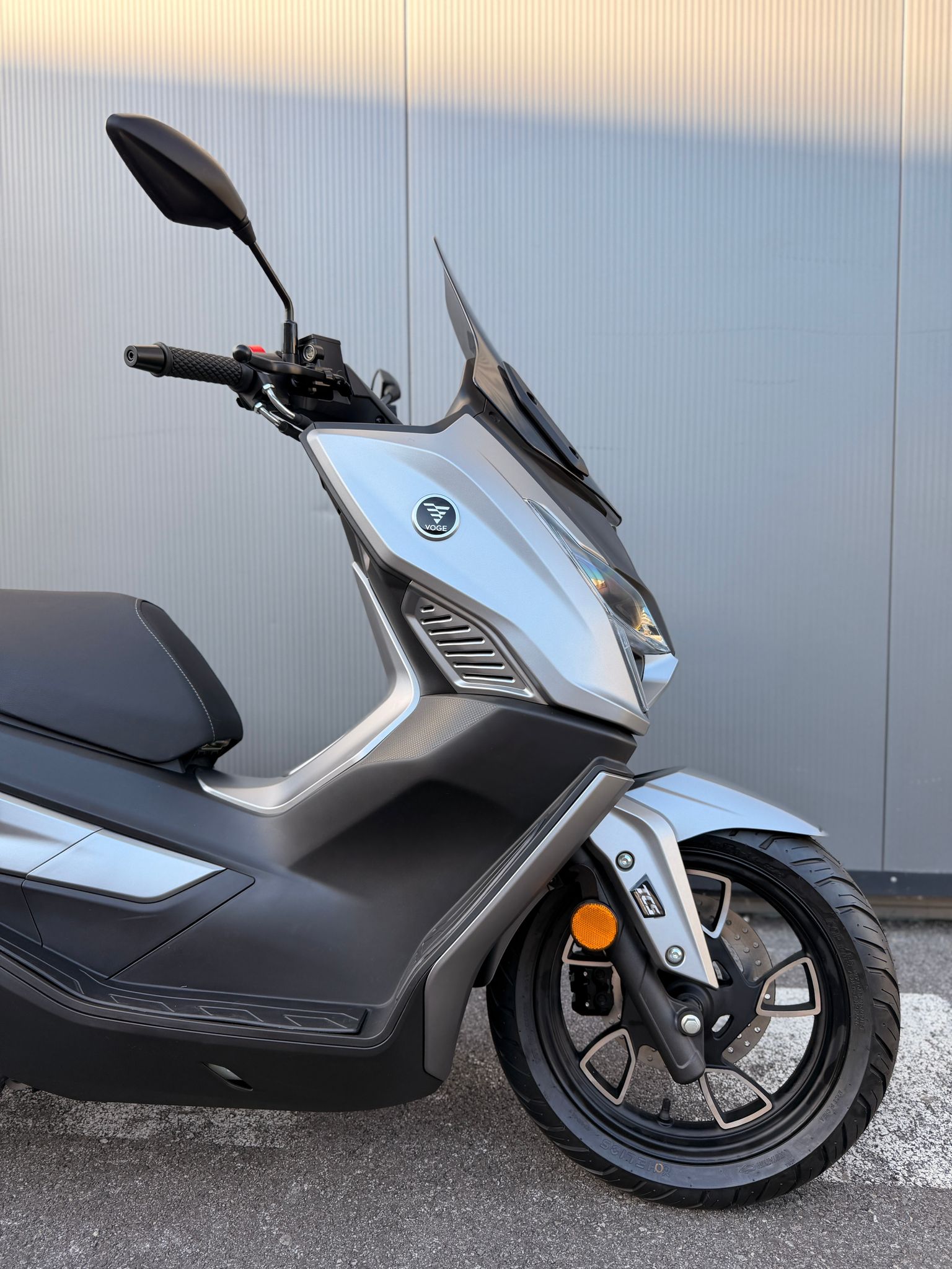 VOGE SR1 GT-showroom-element-2