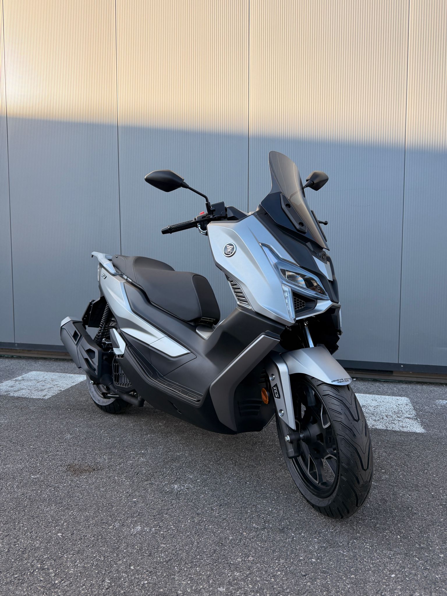 VOGE SR1 GT-showroom-element-1